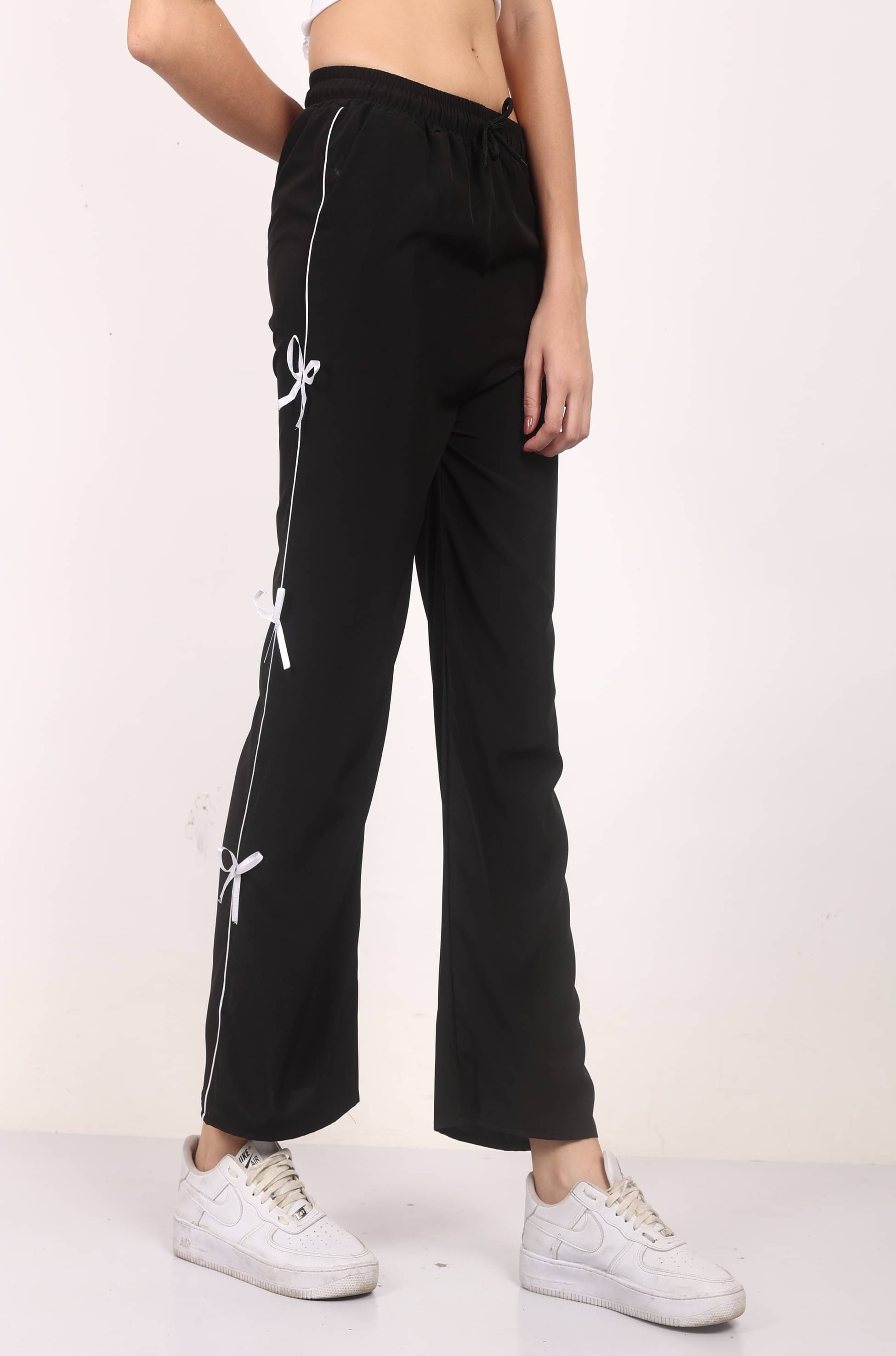     			MISS MEBINO Pack of 1 Polyester Loose Women's Formal Pants ( Black )