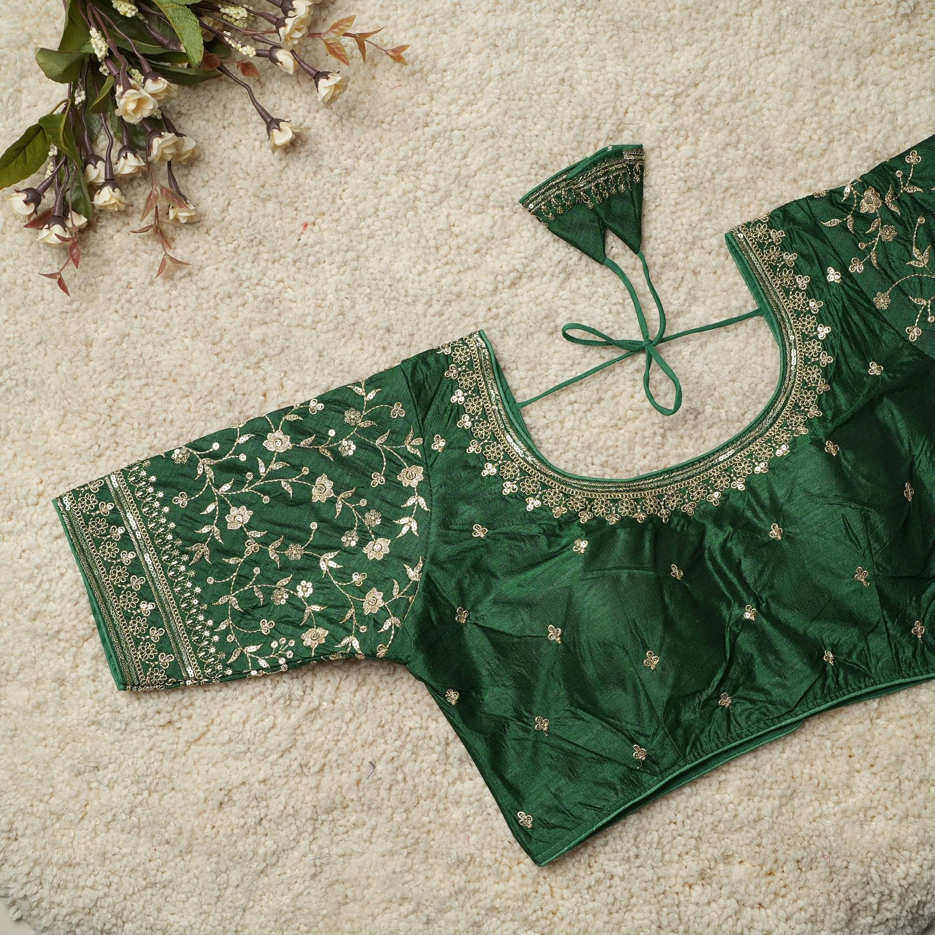     			Modern Mughals Green Readymade with Pad Art Silk Women's Blouse ( Pack of 1 )