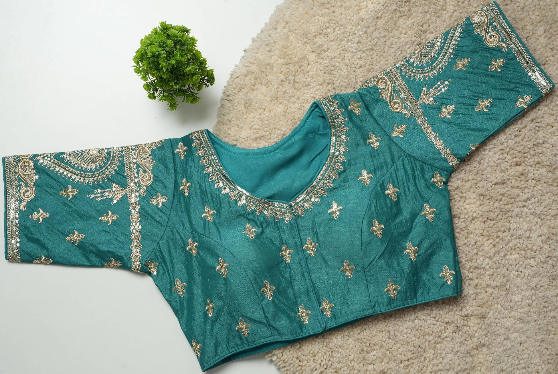     			Modern Mughals Teal Readymade with Pad Art Silk Women's Blouse ( Pack of 1 )