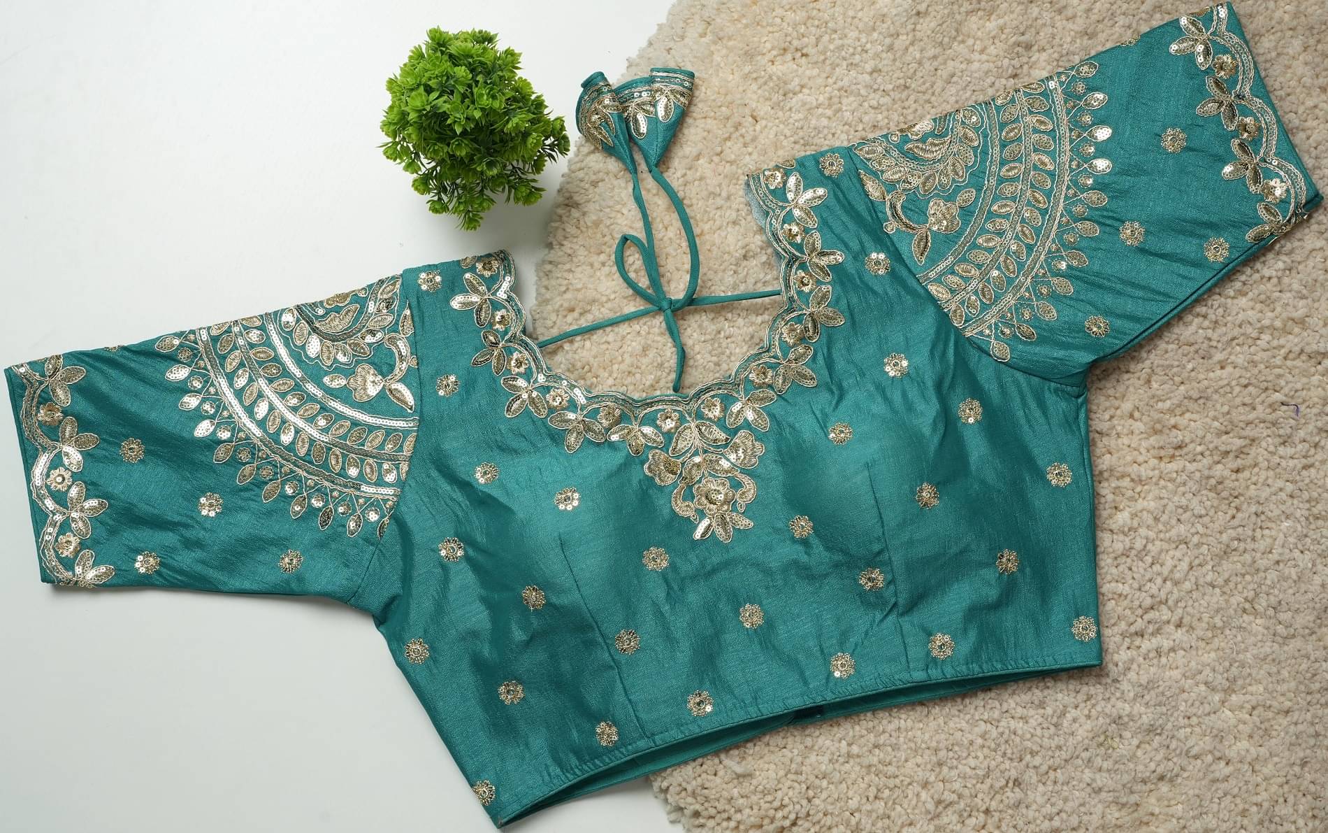     			Modern Mughals Teal Readymade with Pad Art Silk Women's Blouse ( Pack of 1 )
