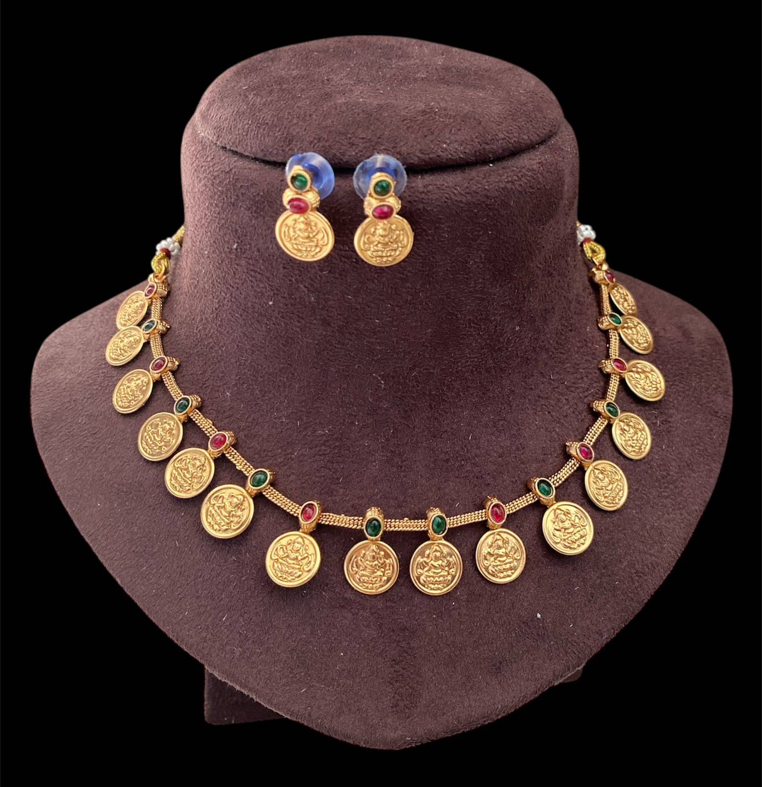     			Shilpa Creation Multi Color Copper Necklace Set ( Pack of 1 )