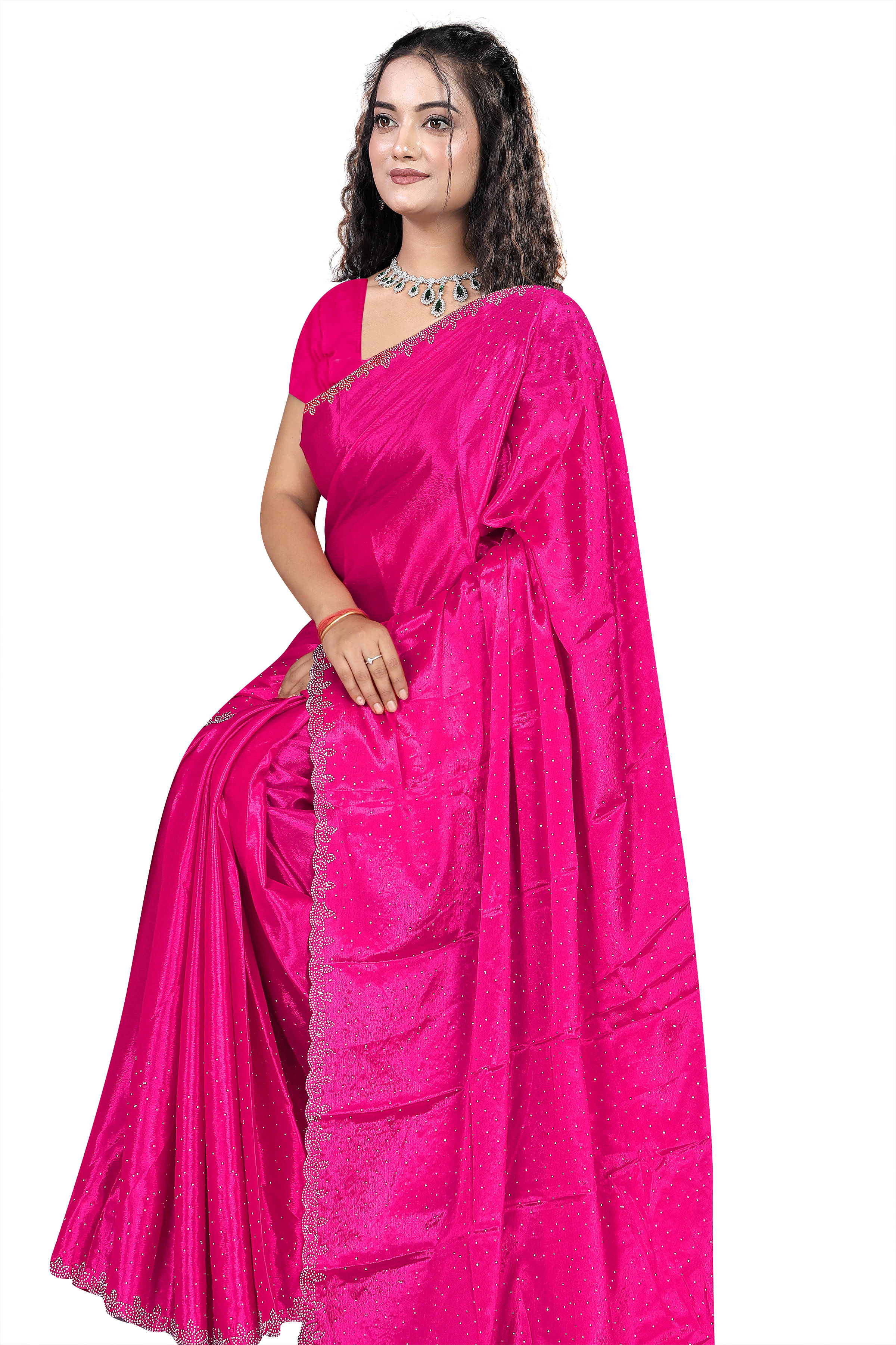    			Gullak Crepe Embellished Saree With Unstitched Blouse Piece ( Purple )