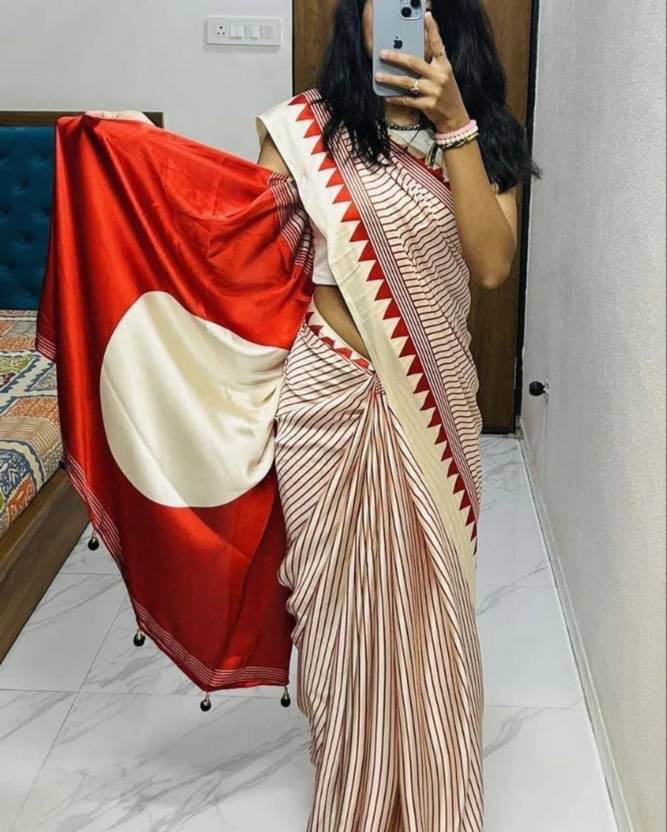 Gullak Crepe Printed Saree With Unstitched Blouse Piece ( Beige ) Gullak Crepe Printed Saree With Unstitched Blouse Piece ( Beige )