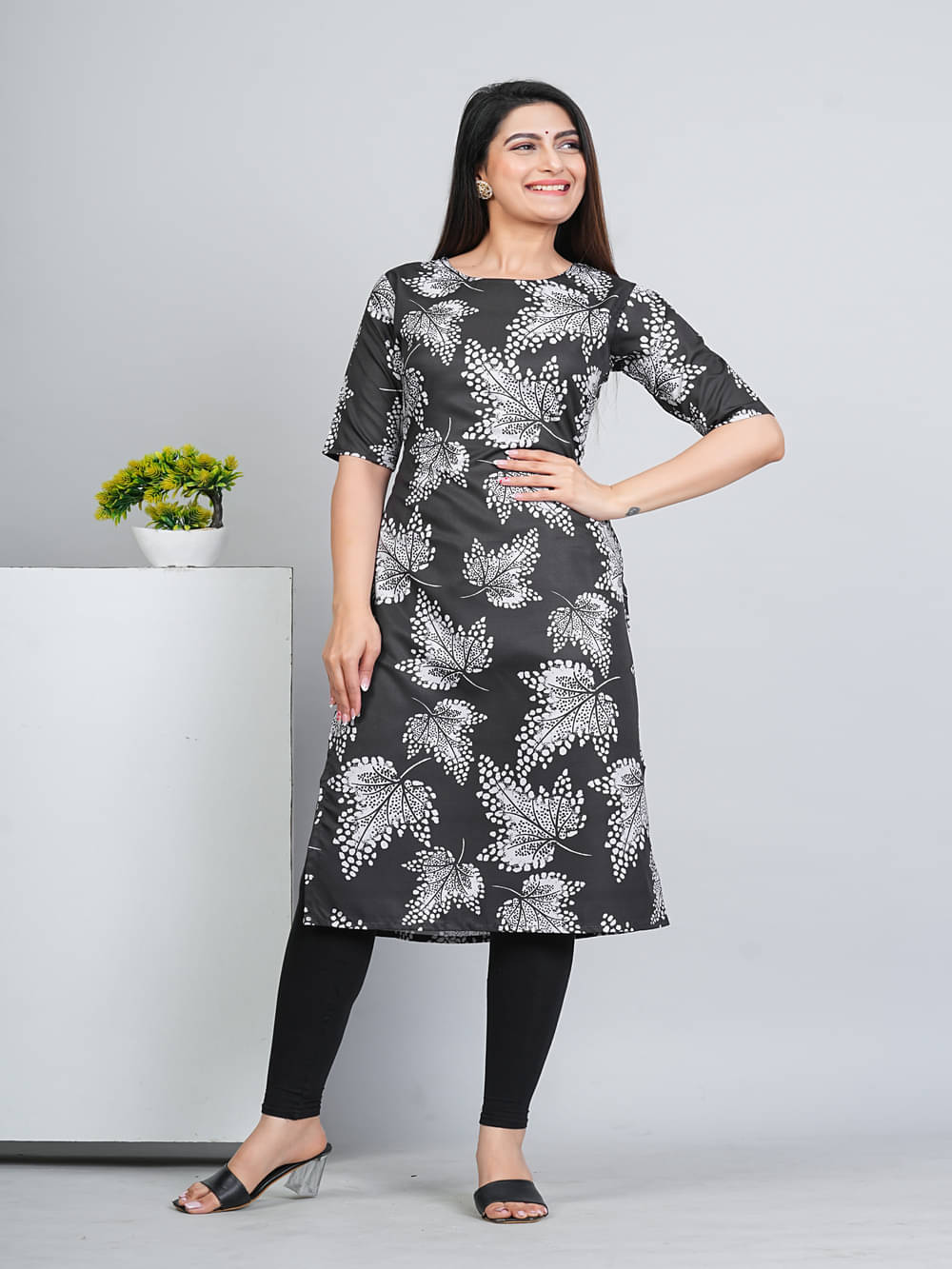     			RIAANA Women Crepe Printed A-line Kurti ( Black )