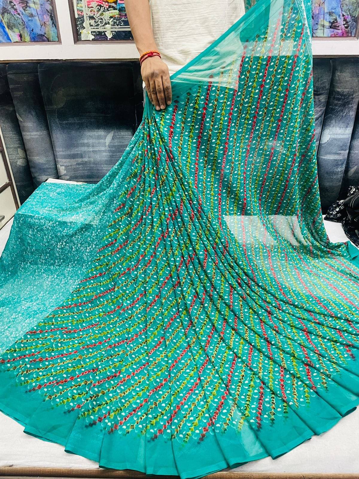     			SHIRODHARI Georgette Printed Saree With Unstitched Blouse Piece ( Light Blue )