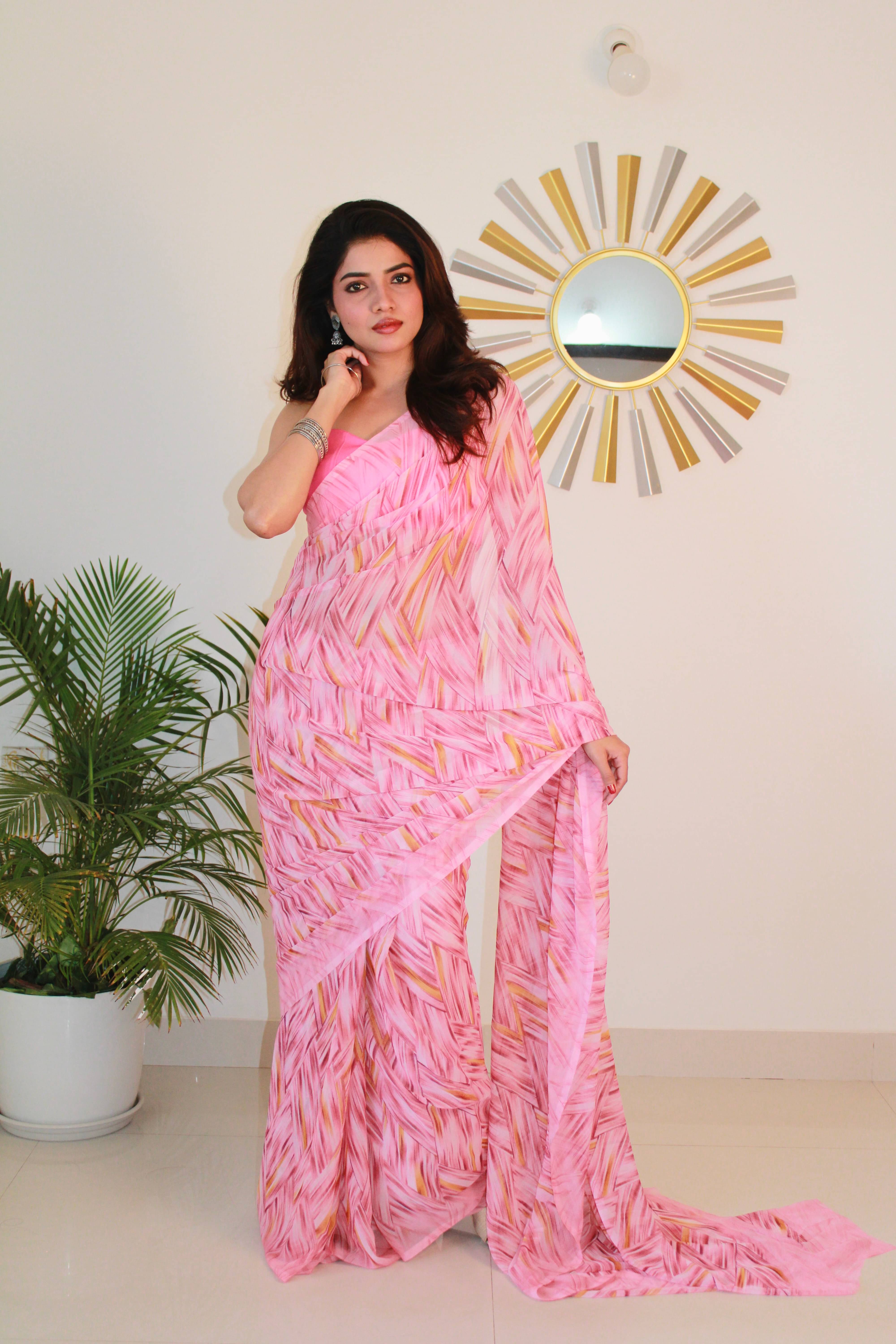 SHIRODHARI Georgette Printed Saree With Unstitched Blouse Piece ( Pink ) SHIRODHARI Georgette Printed Saree With Unstitched Blouse Piece ( Pink )
