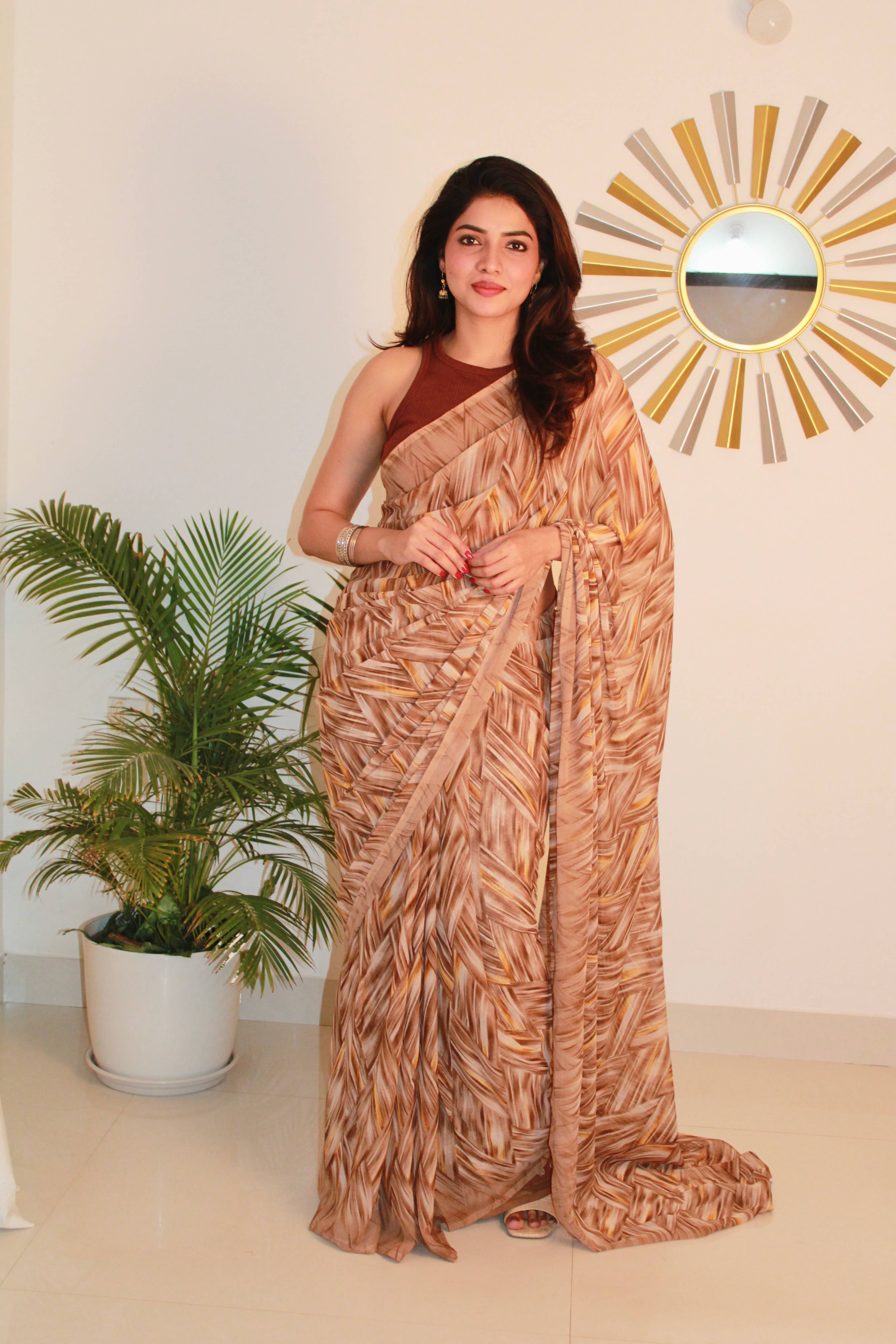 SHIRODHARI Georgette Printed Saree With Unstitched Blouse Piece ( Brown ) SHIRODHARI Georgette Printed Saree With Unstitched Blouse Piece ( Brown )