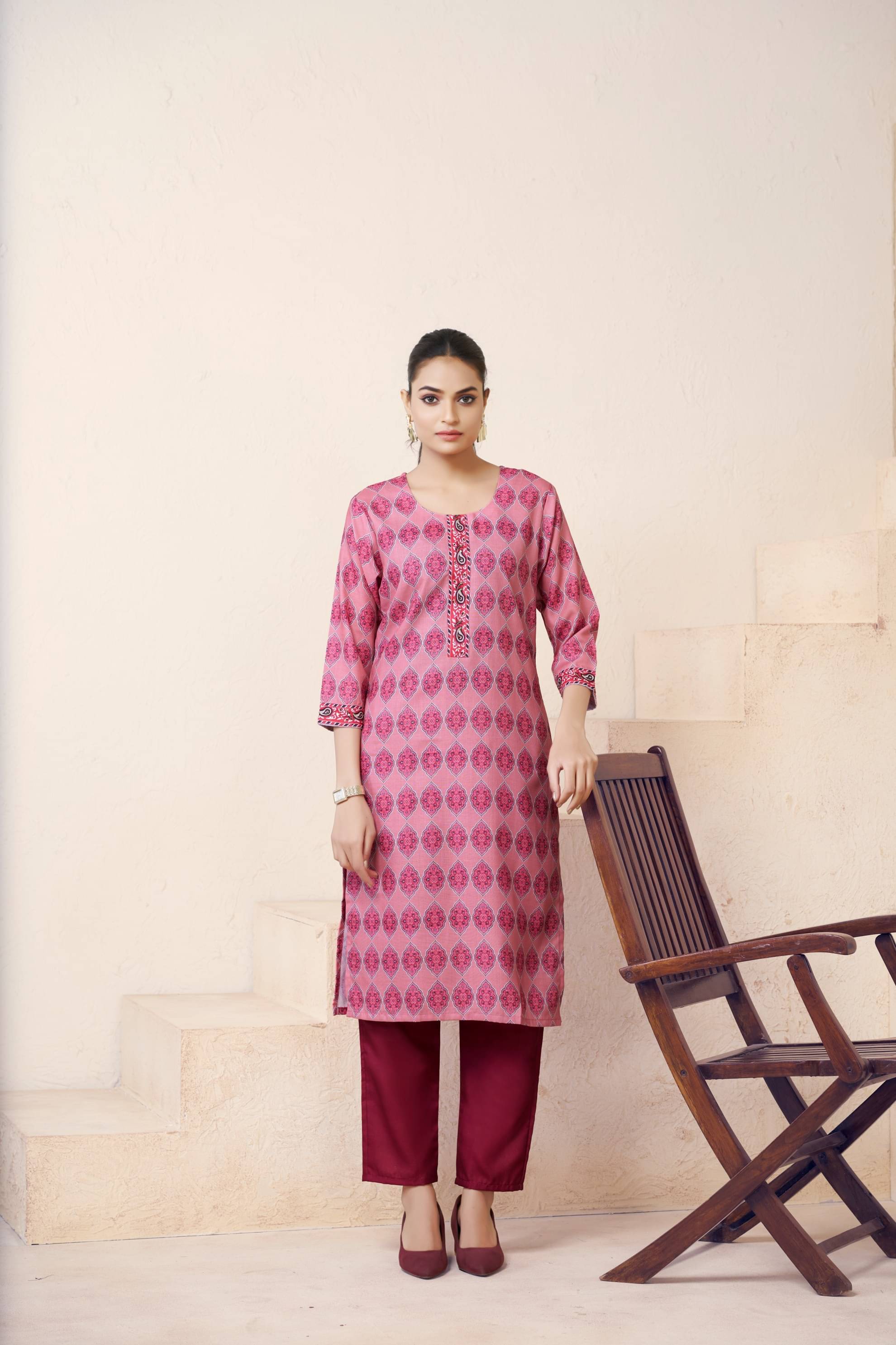     			CYNOR Women Linen Self Design Straight Kurti ( Pink )