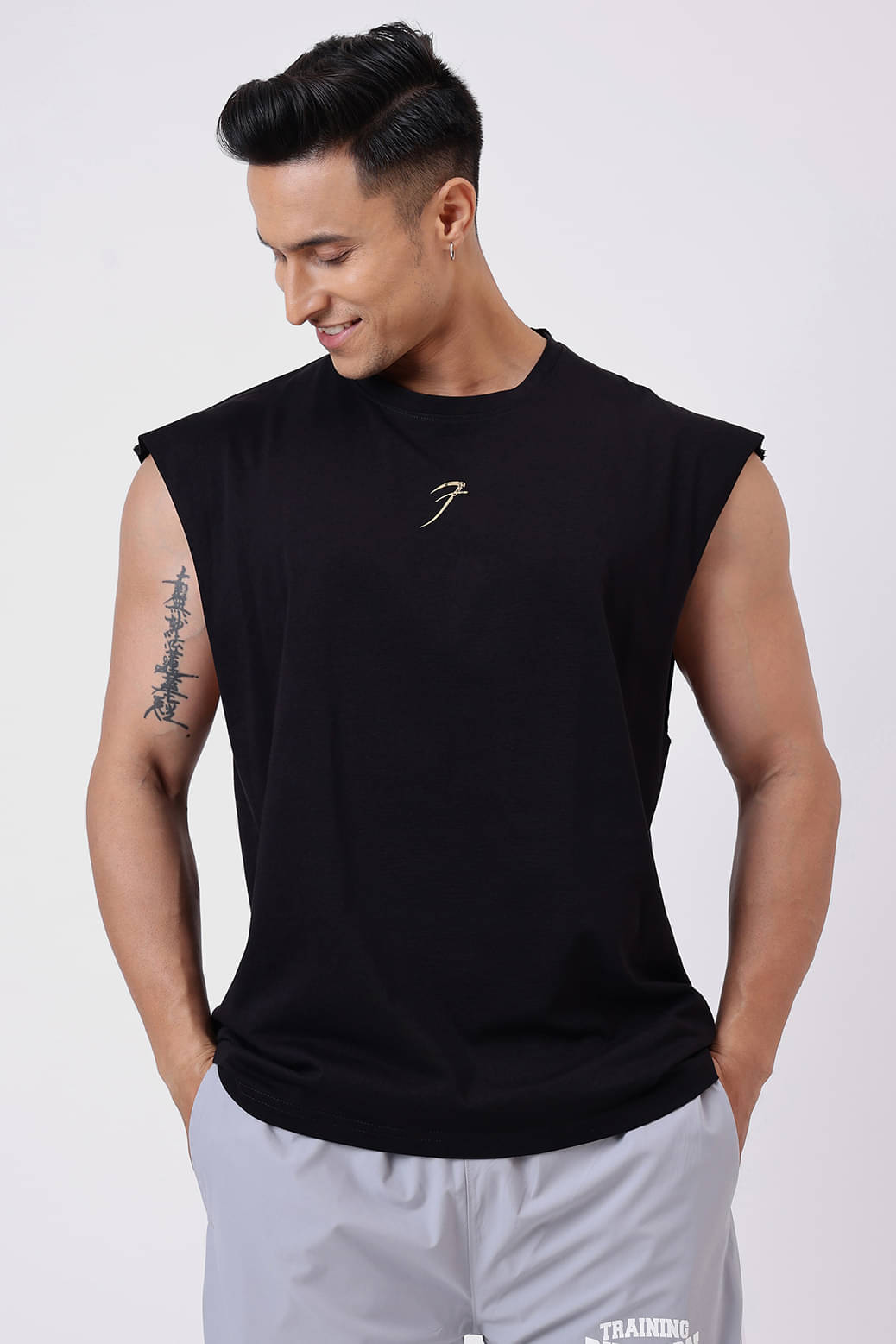     			Fuaark Black Cotton Oversized Fit Men's Sports T-Shirt ( Pack of 1 )