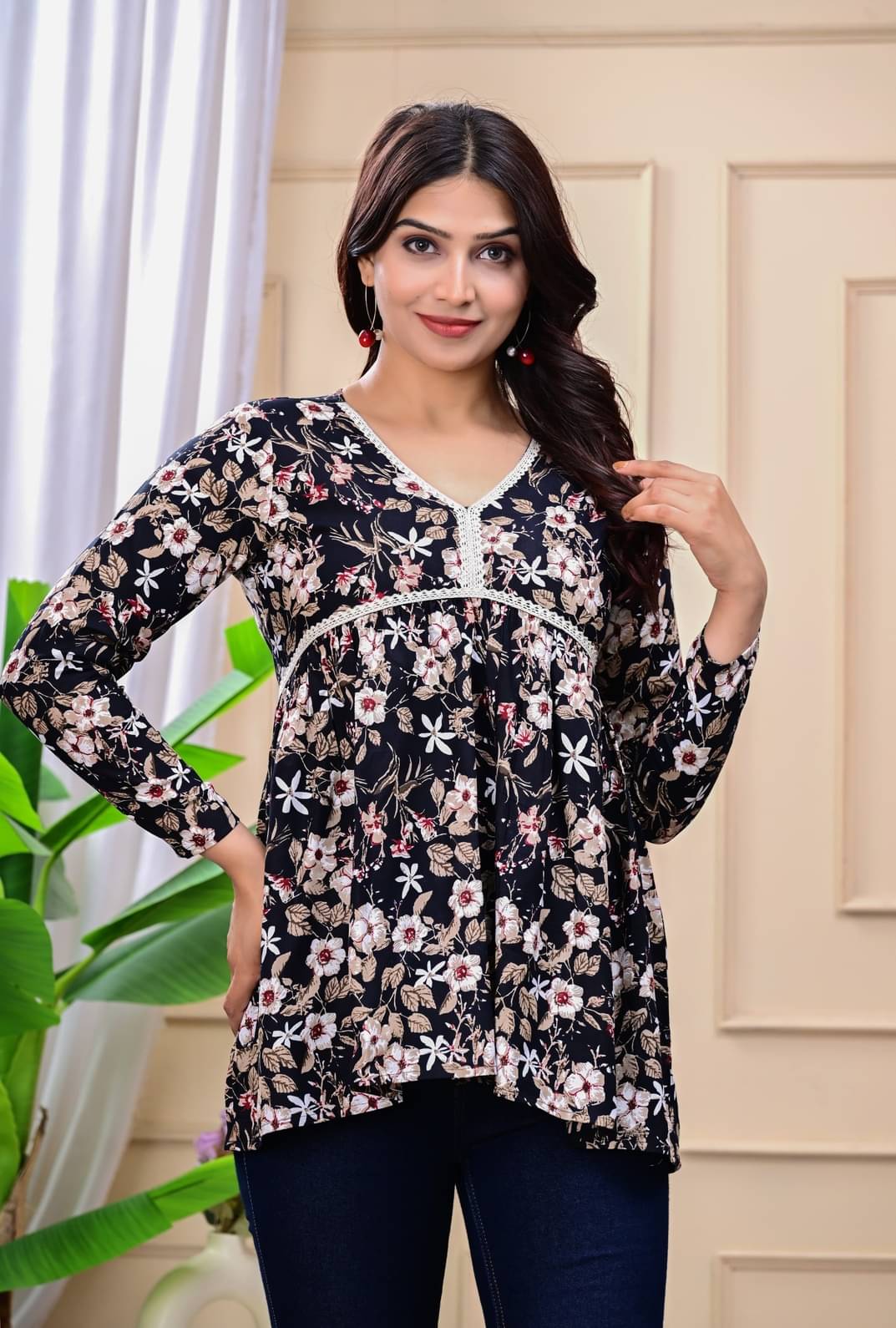 ROOPRANI TAXTILE Women Rayon Printed A-line Kurti ( Black )     			ROOPRANI TAXTILE Women Rayon Printed A-line Kurti ( Black )