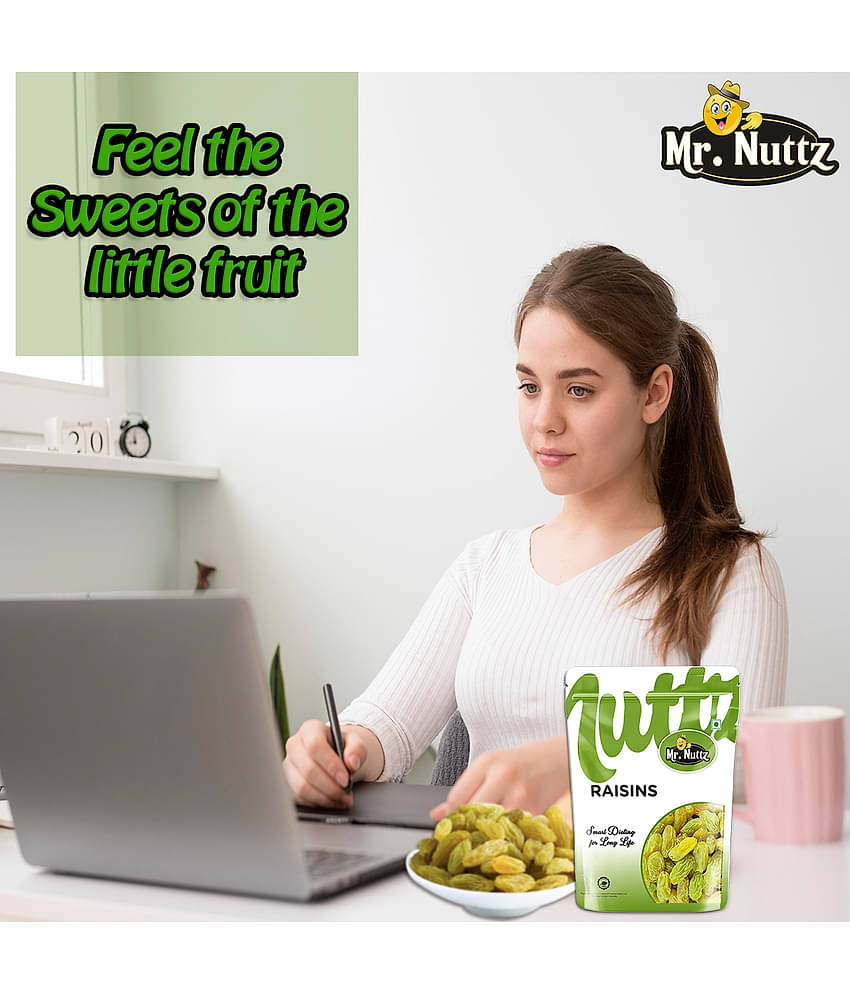 YUM YUM Black Raisins 250 g