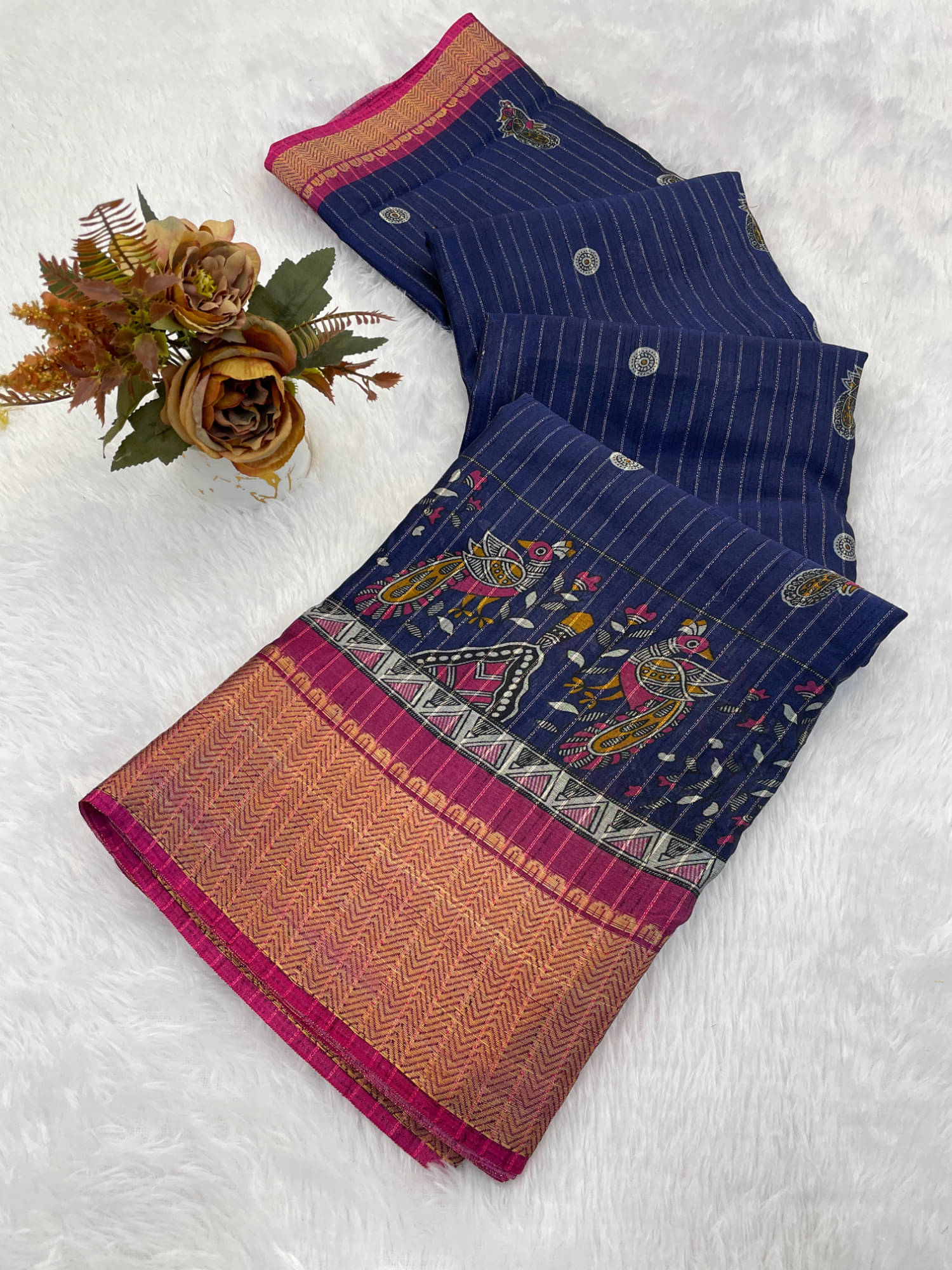 Apnisha Silk Blend Printed Paithani Sarees With Unstitched Blouse Piece ( Navy Blue ) Apnisha Silk Blend Printed Paithani Sarees With Unstitched Blouse Piece ( Navy Blue )