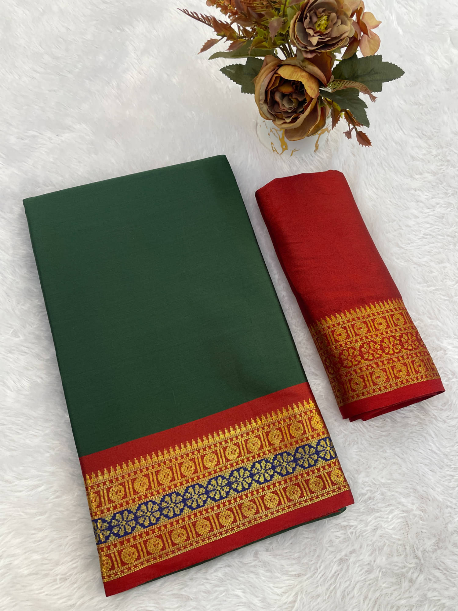 KV Fashion Cotton Blend Woven Paithani Sarees With Unstitched Blouse Piece ( Green ) KV Fashion Cotton Blend Woven Paithani Sarees With Unstitched Blouse Piece ( Green )
