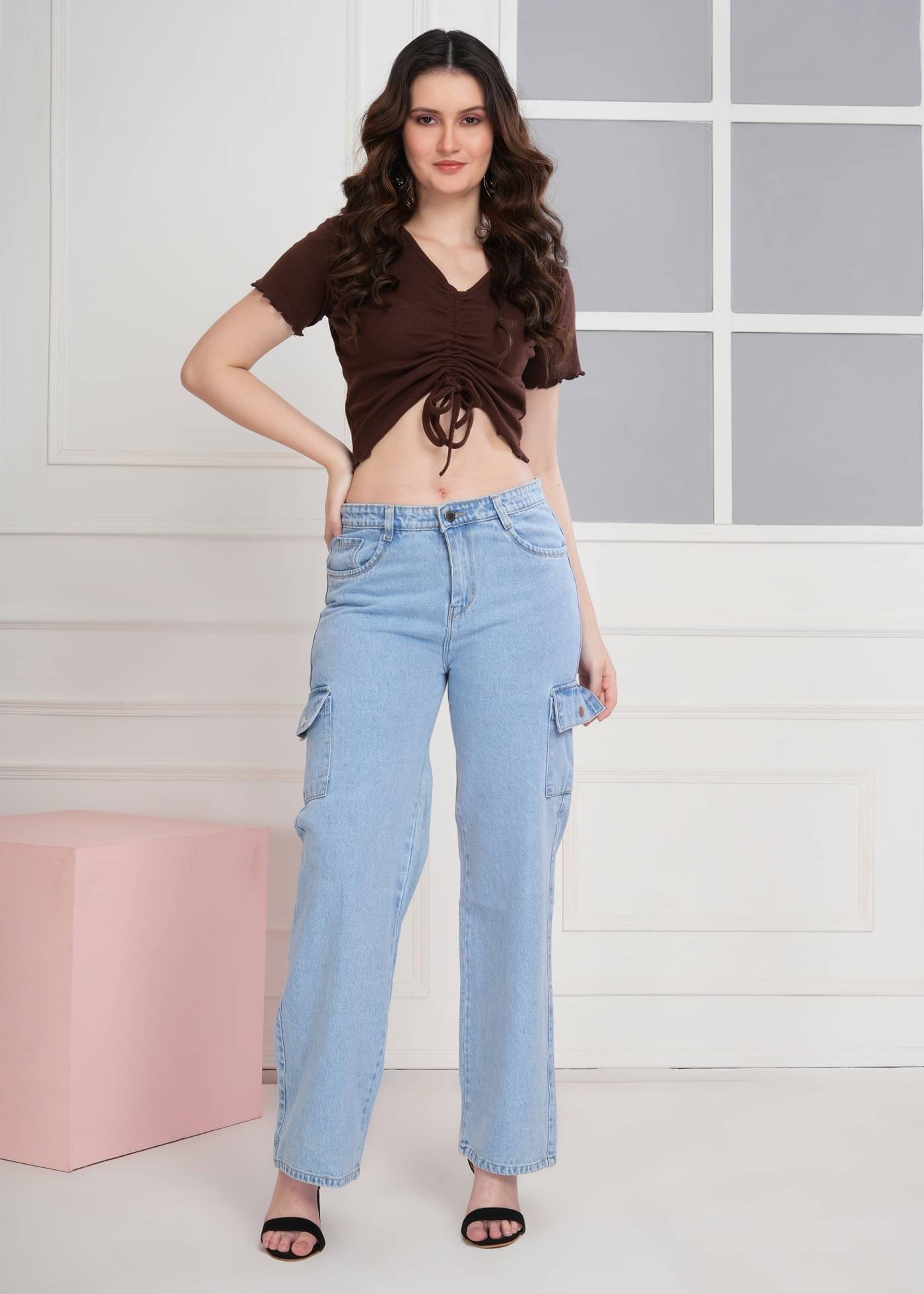     			VOLVIERA Women Regular Fit Waist Jeans