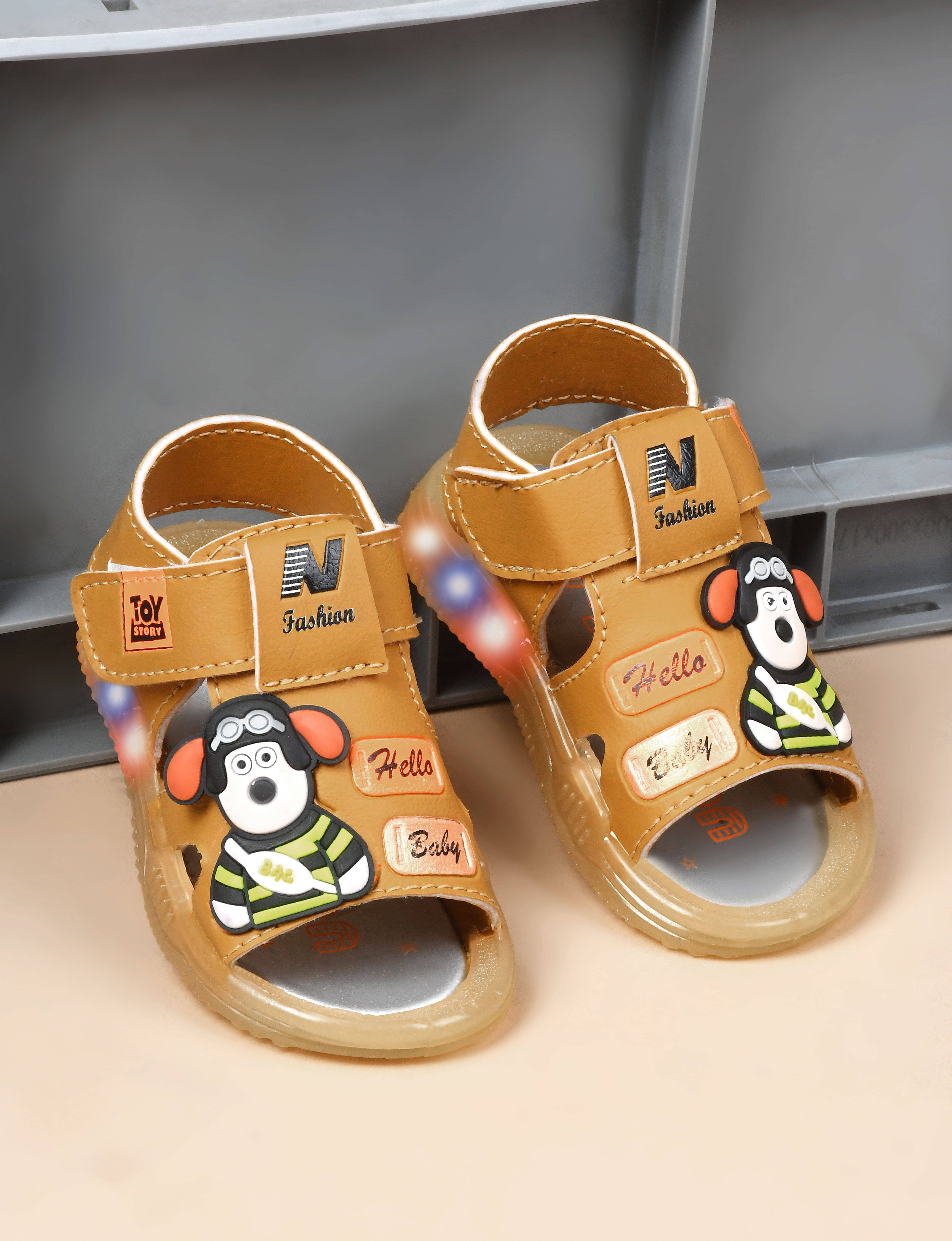     			KATS Slip-On LED Sandals with Velcro fastening -Yellow