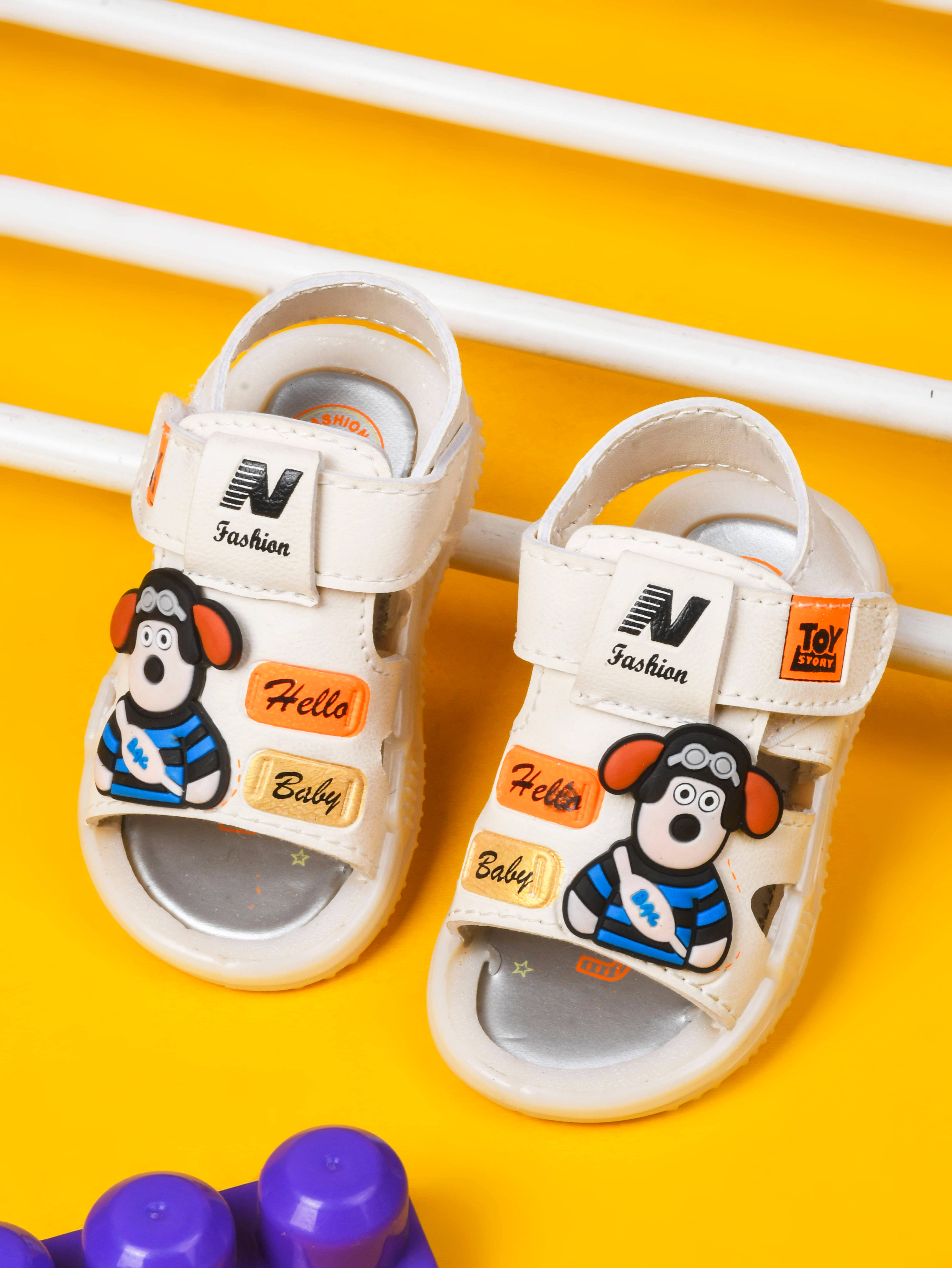 KATS Slip-On LED Sandals with Velcro fastening -Cream     			KATS Slip-On LED Sandals with Velcro fastening -Cream