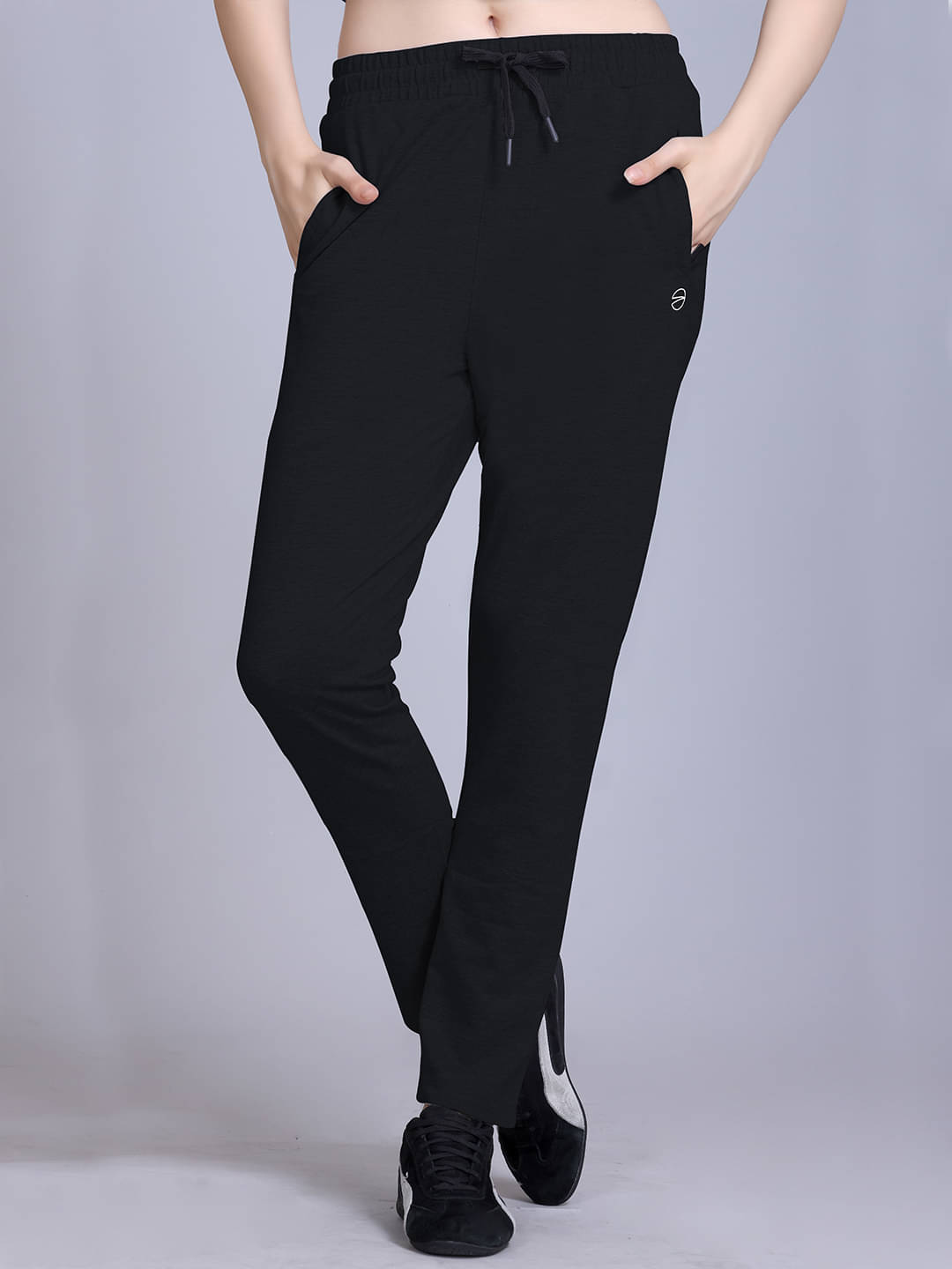 Mountain colours Black Cotton Blend Women's Outdoor & Adventure Trackpants ( Pack of 1 ) Mountain colours Black Cotton Blend Women's Outdoor & Adventure Trackpants ( Pack of 1 )