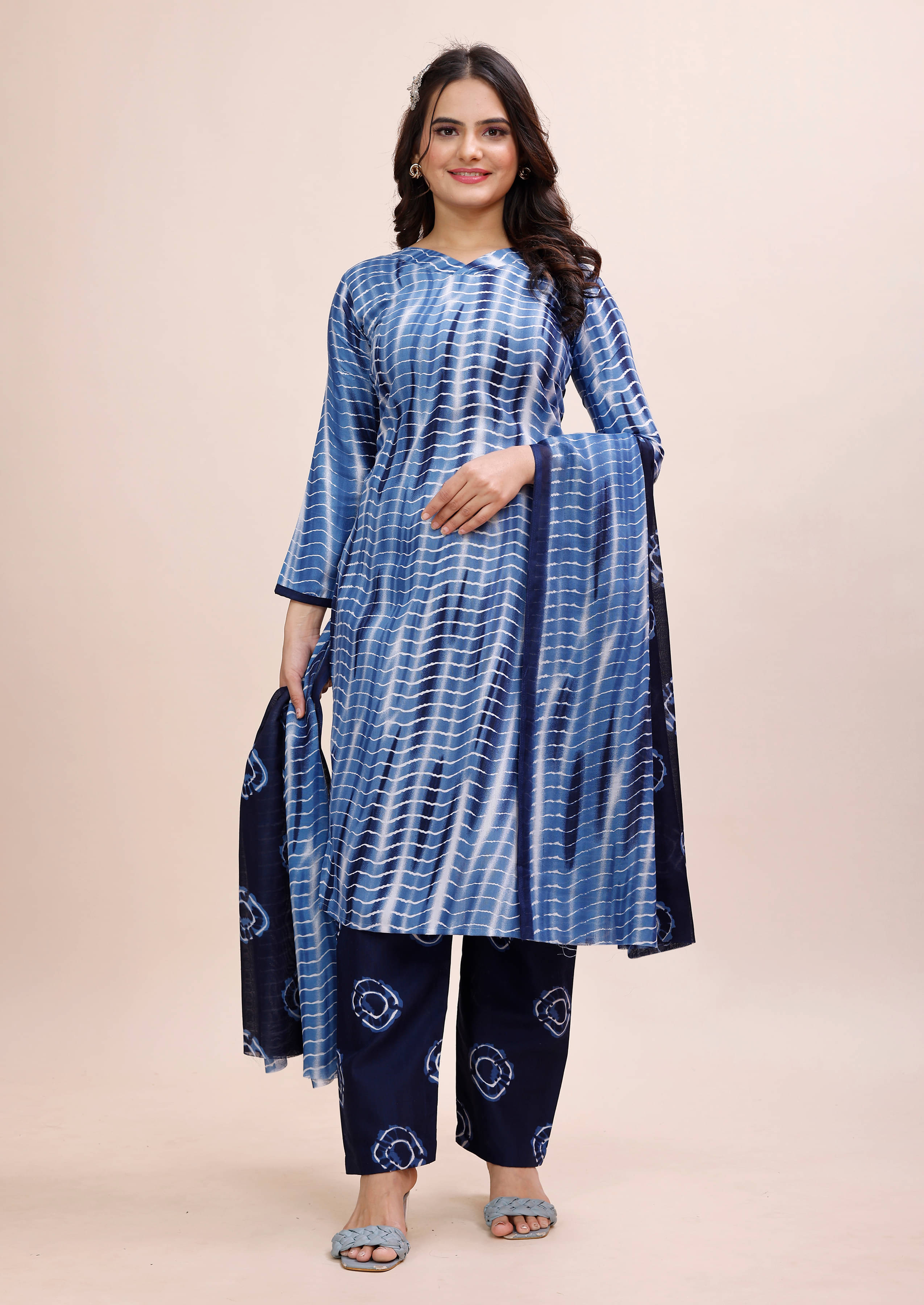    			ONECLICK Women Cotton Printed Straight Kurti With Pants ( Blue )