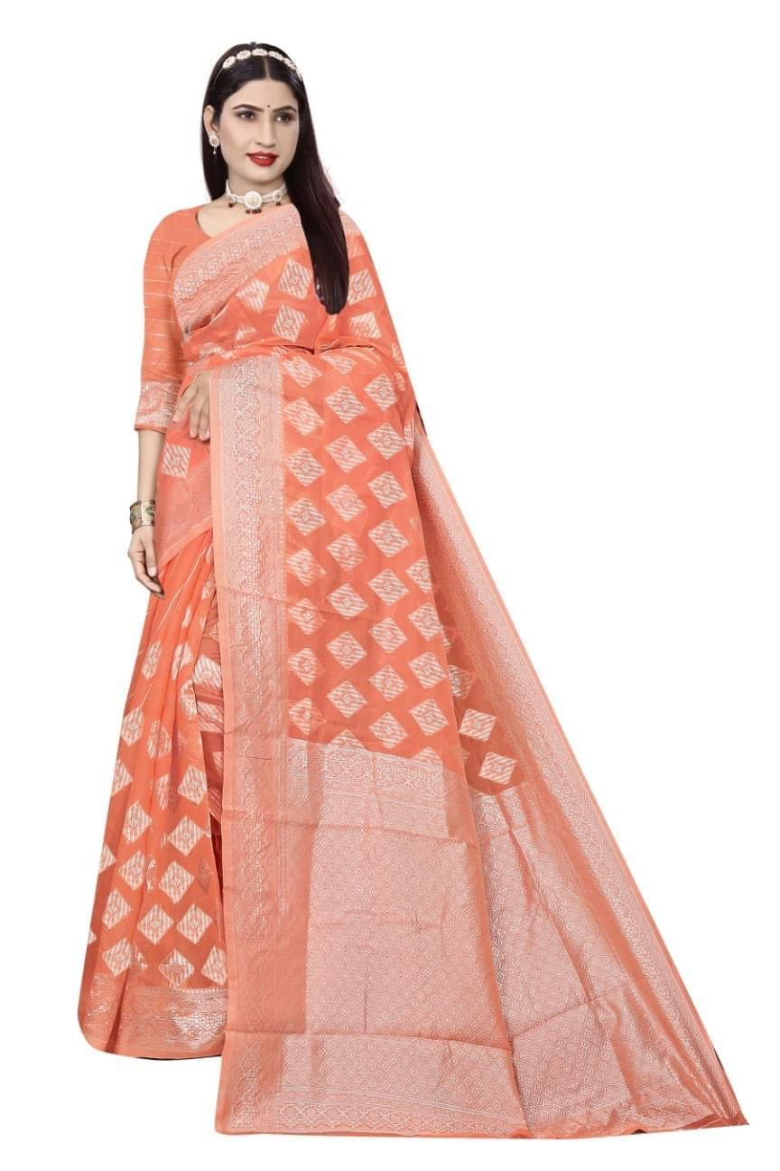 YUGAVEERAA Cotton Embellished Saree With Unstitched Blouse Piece ( Peach ) YUGAVEERAA Cotton Embellished Saree With Unstitched Blouse Piece ( Peach )