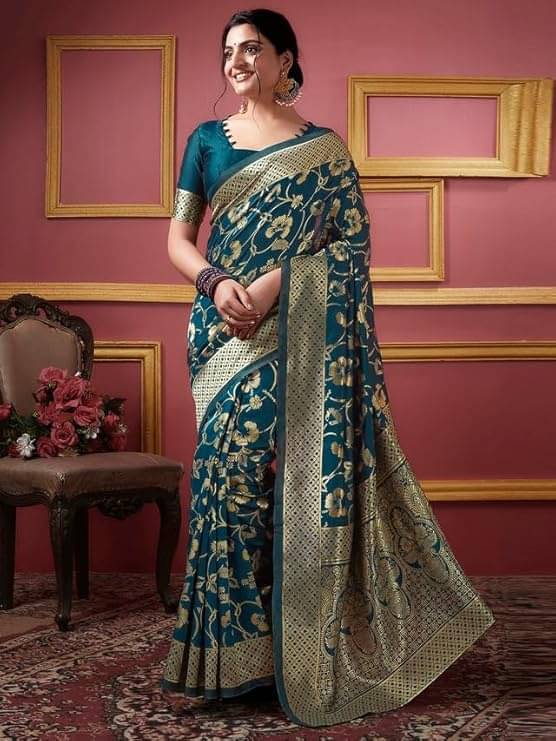 YUGAVEERAA Silk Woven Saree With Unstitched Blouse Piece ( Turquoise ) YUGAVEERAA Silk Woven Saree With Unstitched Blouse Piece ( Turquoise )