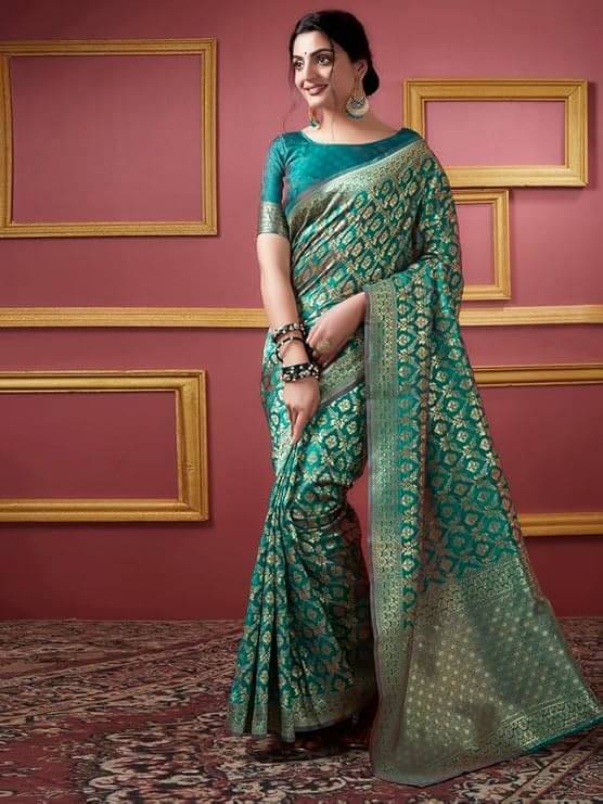 YUGAVEERAA Silk Woven Saree With Unstitched Blouse Piece ( Rama ) YUGAVEERAA Silk Woven Saree With Unstitched Blouse Piece ( Rama )
