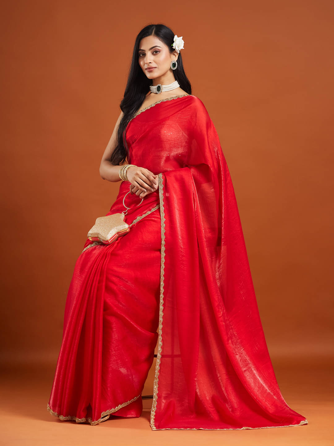     			Indy Bliss Chiffon Solid Saree With Unstitched Blouse Piece ( Red )
