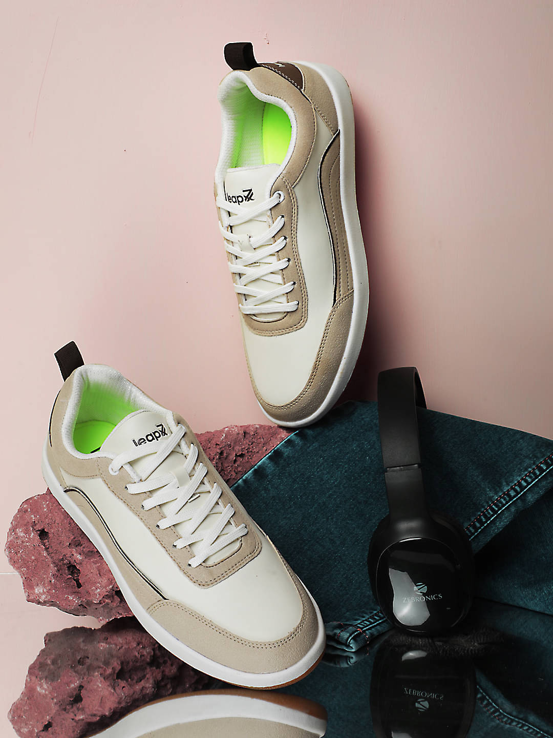     			Liberty CLASTO-2E Beige Men's Sneakers
