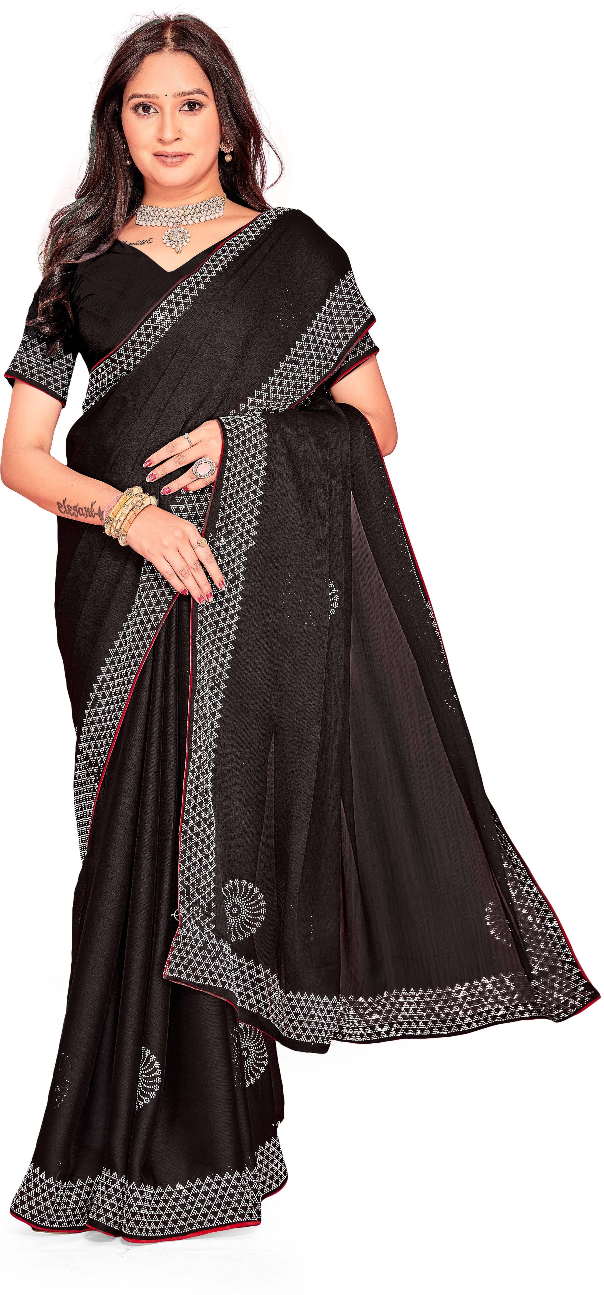     			SAREEVE Georgette Embroidered Saree With Unstitched Blouse Piece ( Black )