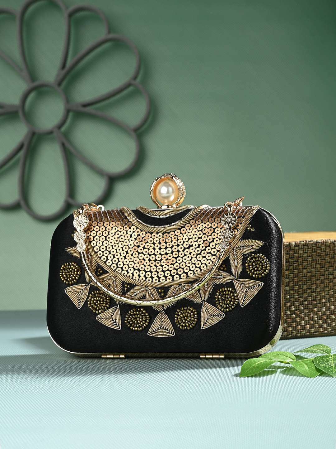     			Tooba Handicraft Black Fabric Box Clutch