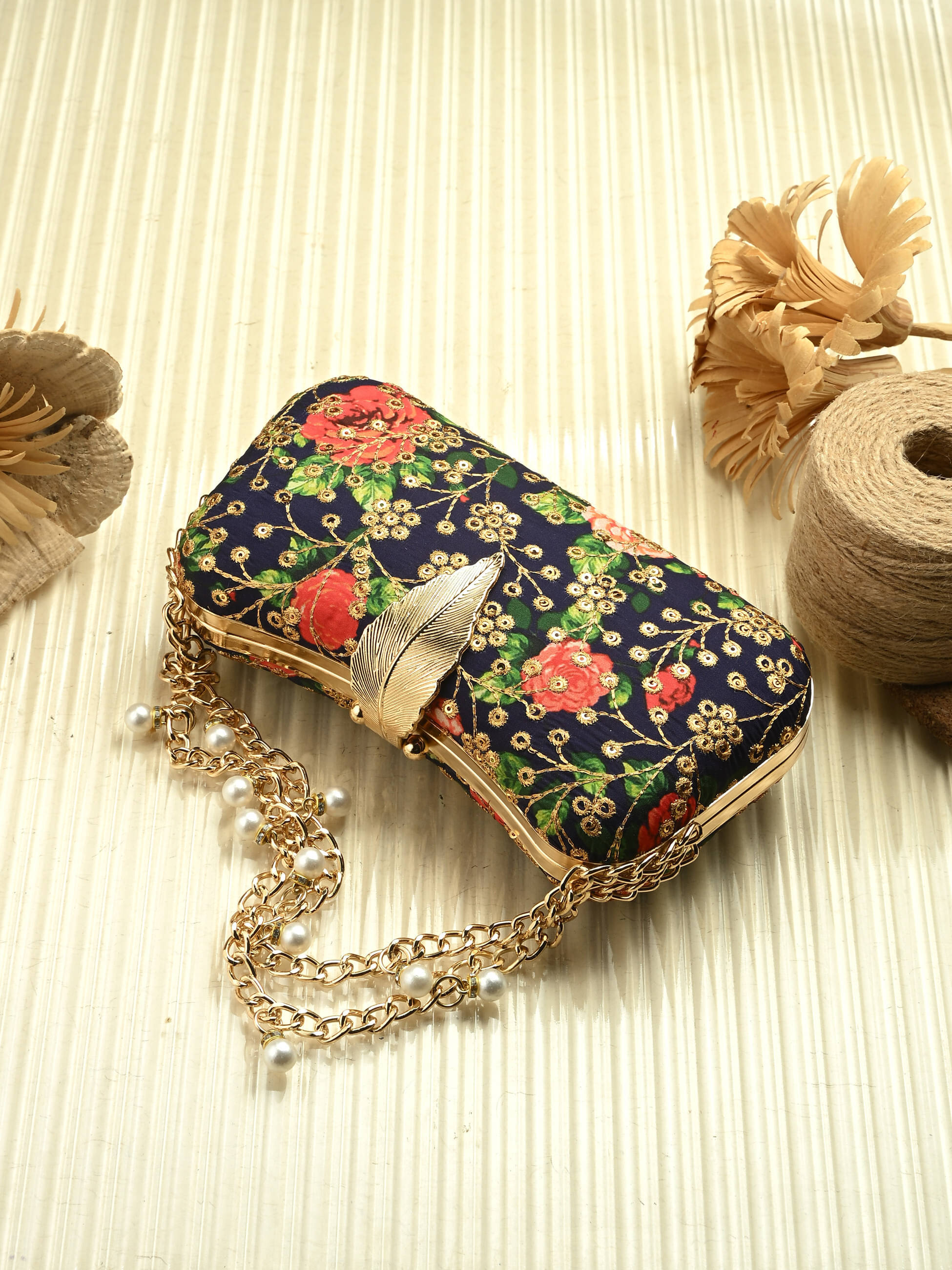     			Tooba Handicraft Black Fabric Box Clutch