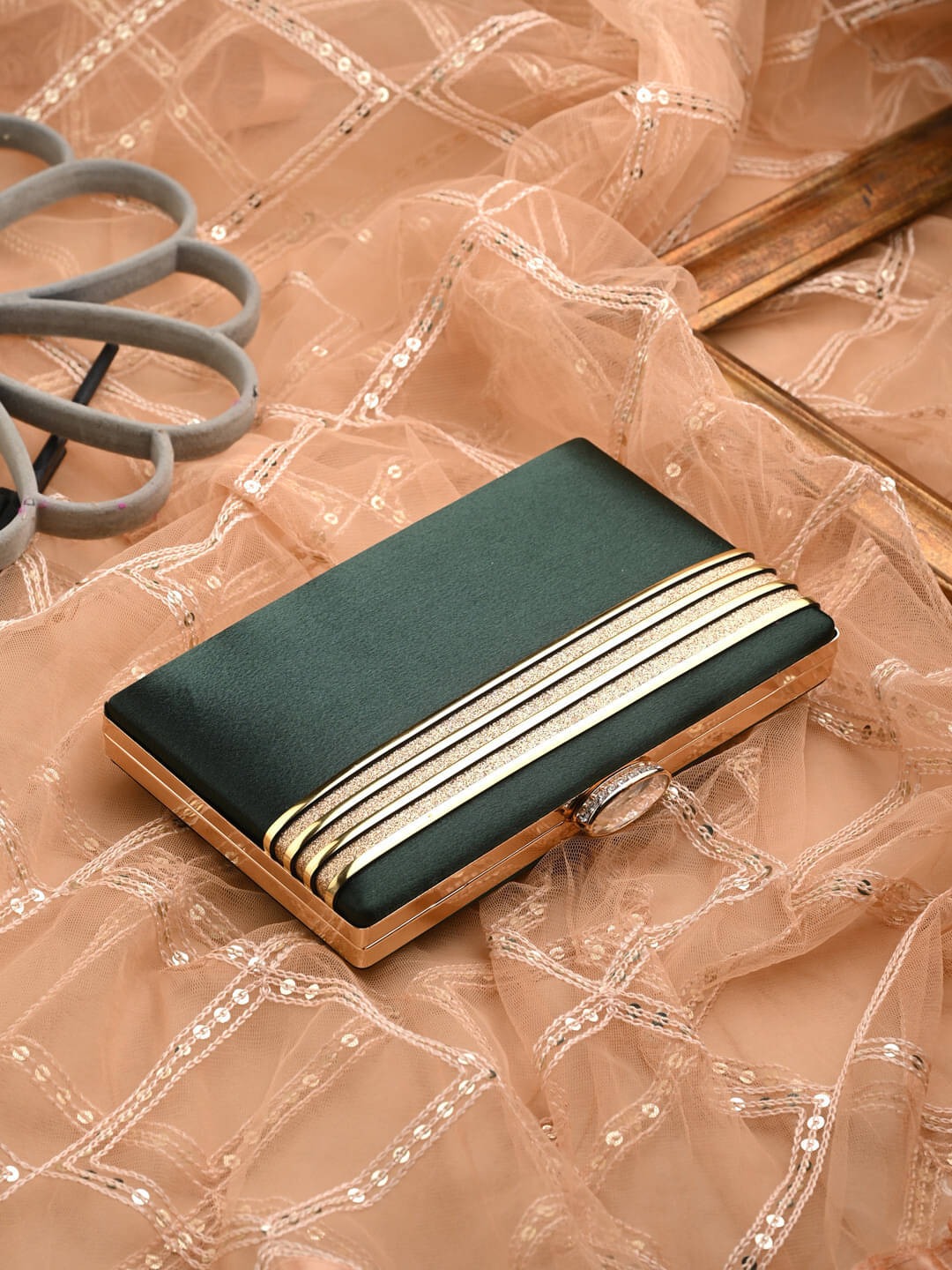    			Tooba Handicraft Green Fabric Box Clutch
