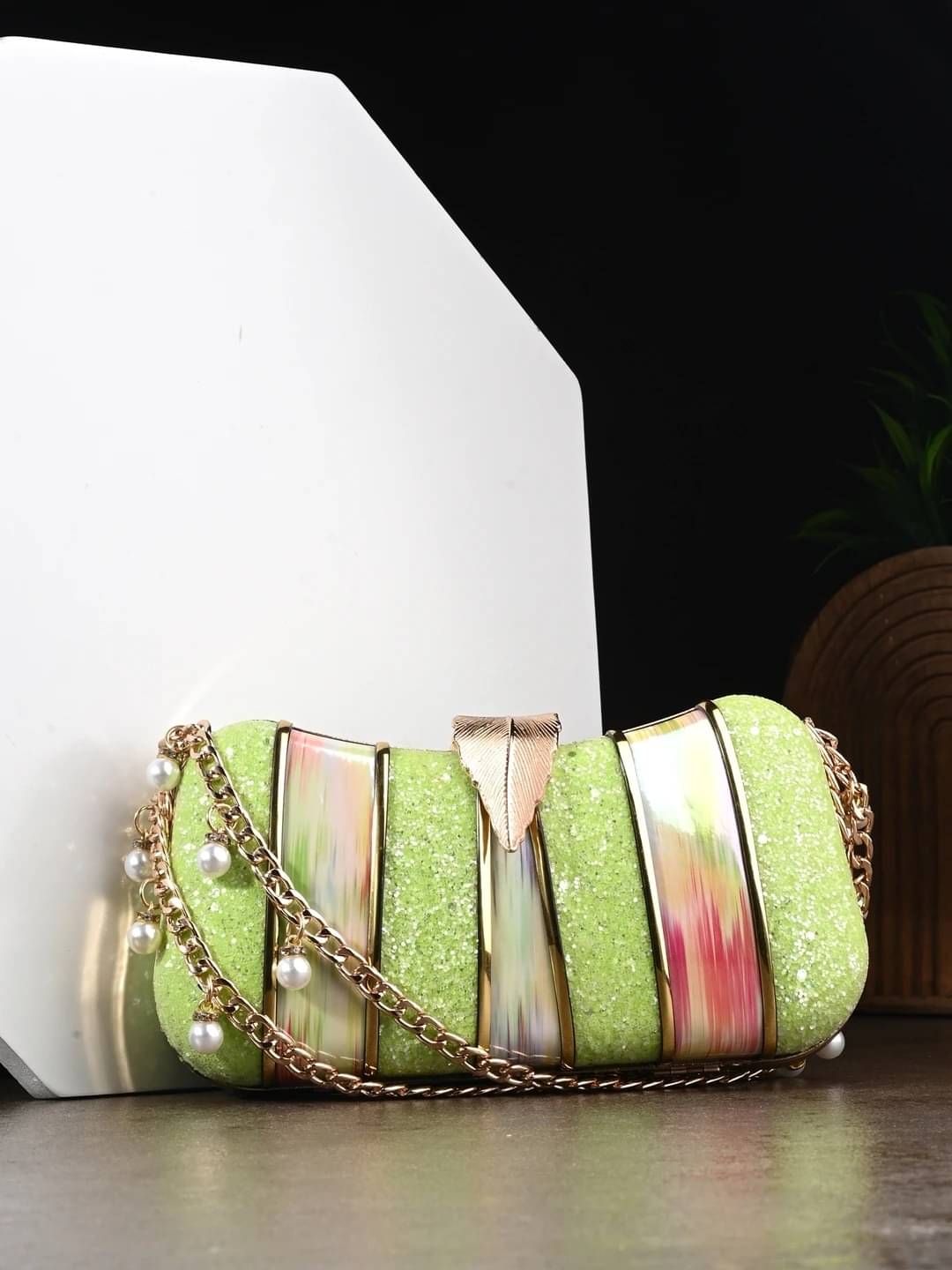     			Tooba Handicraft Green Fabric Box Clutch