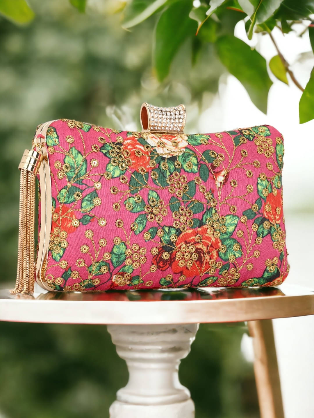     			Tooba Handicraft Multicolor Fabric Box Clutch
