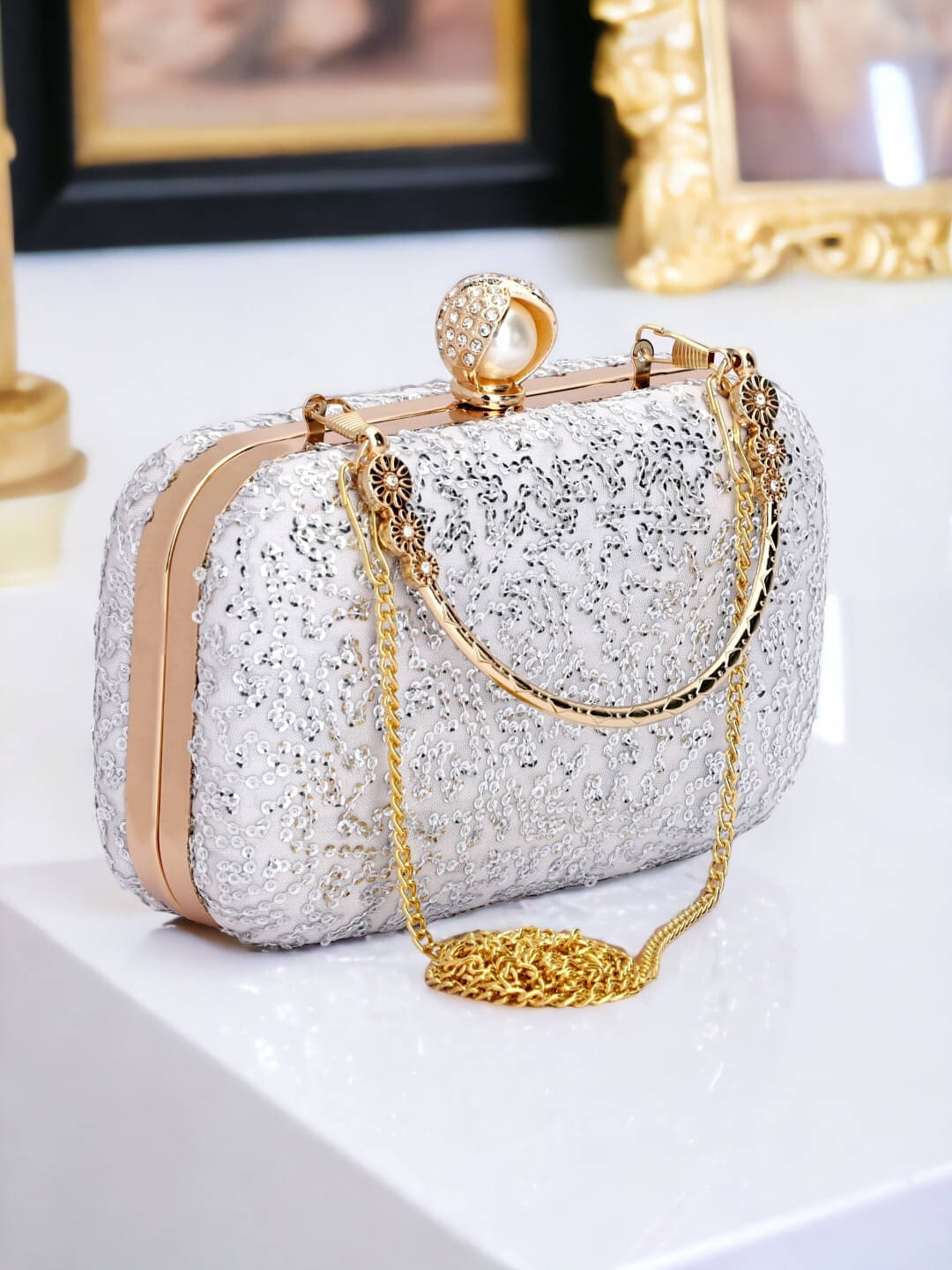     			Tooba Handicraft Multicolor Fabric Box Clutch