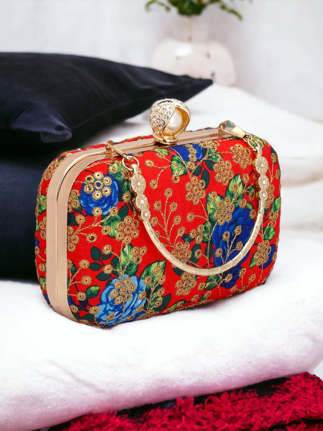     			Tooba Handicraft Multicolor Fabric Box Clutch