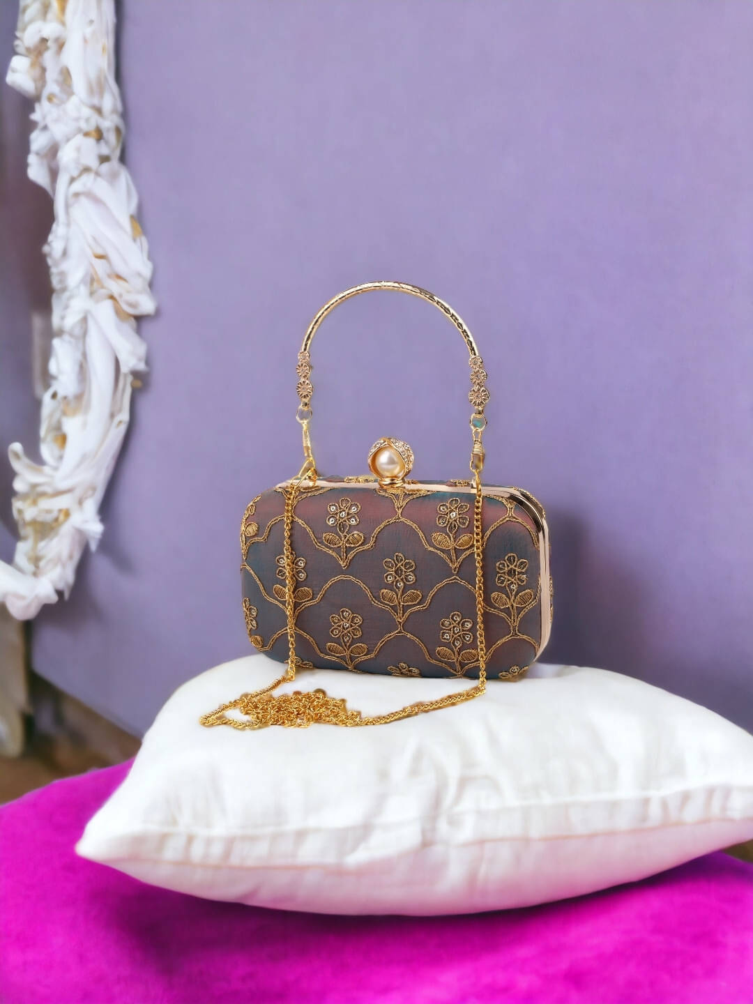     			Tooba Handicraft Multicolor Fabric Box Clutch