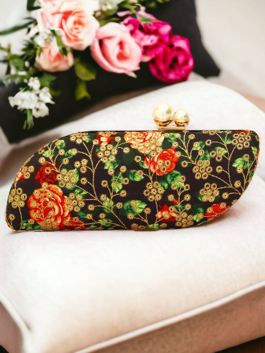    			Tooba Handicraft Multicolor Fabric Box Clutch