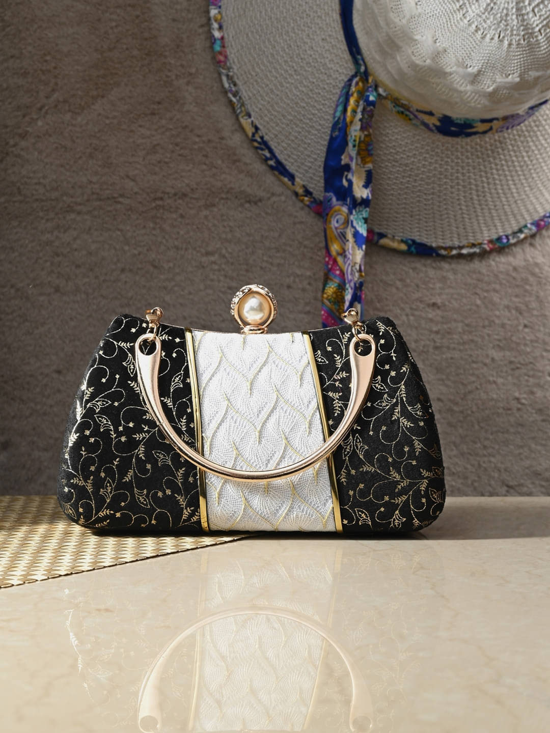    			Tooba Handicraft Multicolor Fabric Box Clutch