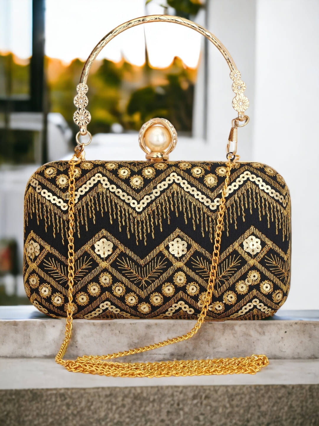     			Tooba Handicraft Multicolor Fabric Box Clutch