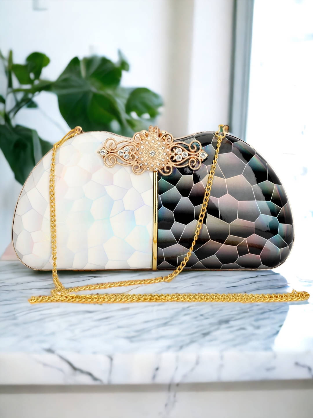     			Tooba Handicraft Multicolor Fabric Box Clutch