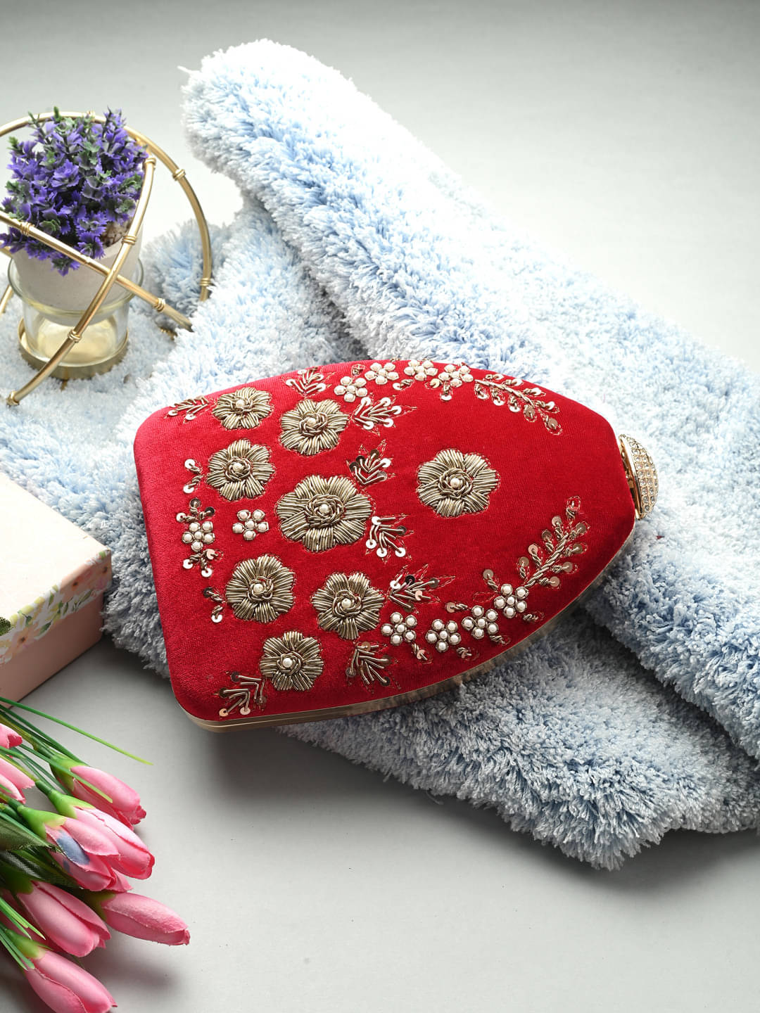     			Tooba Handicraft Red Fabric Box Clutch