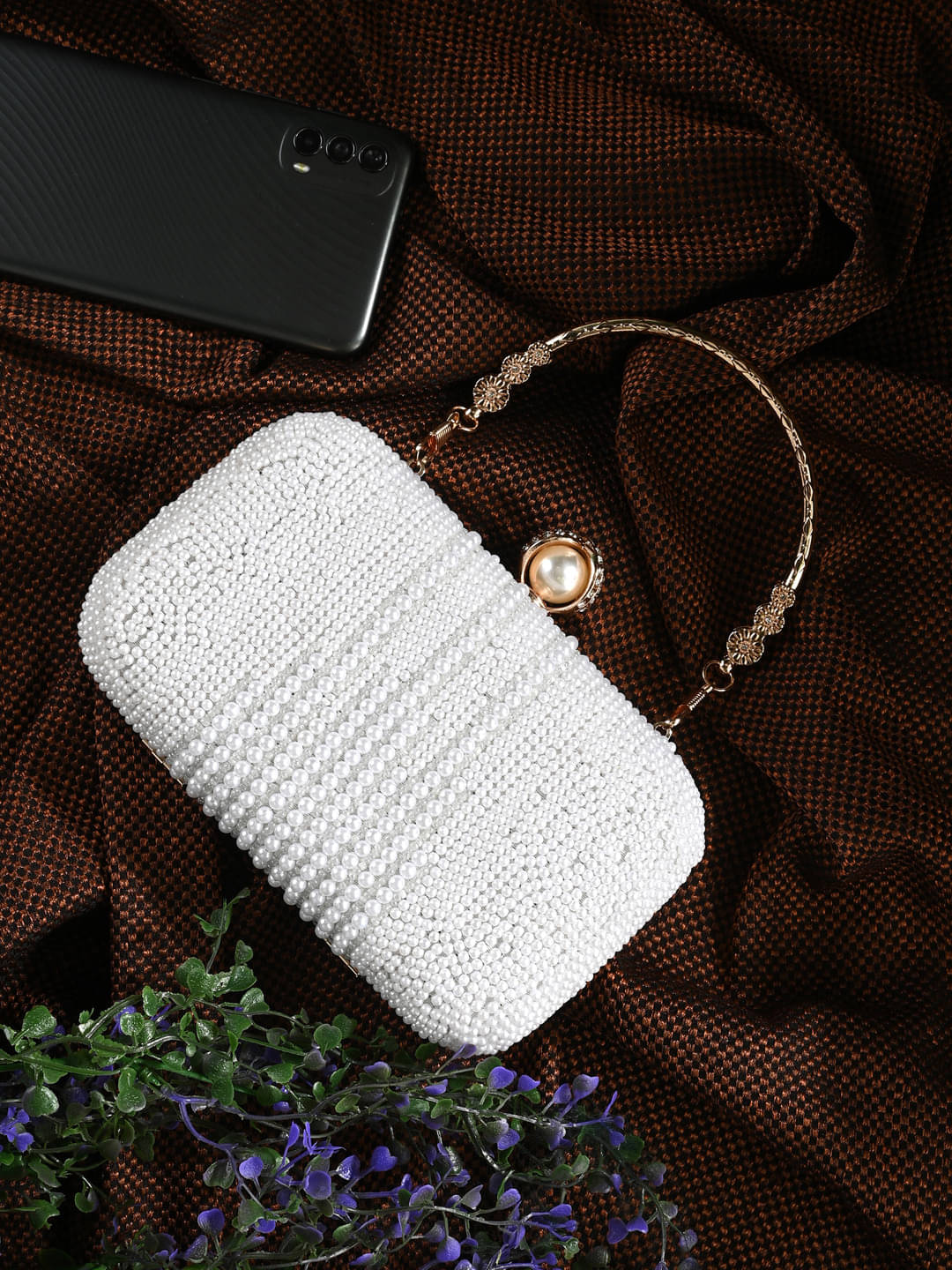     			Tooba Handicraft White Fabric Box Clutch