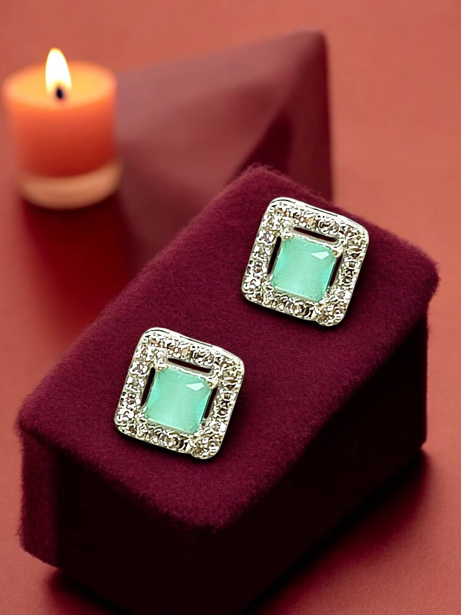     			9blings Blue Stud Earrings ( Pack of 1 )