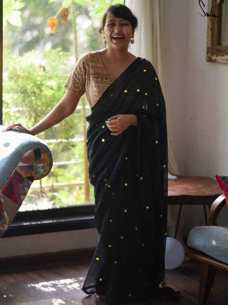 BRYNBRIT Cotton Self Design Tant Saree With Unstitched Blouse Piece ( Black ) BRYNBRIT Cotton Self Design Tant Saree With Unstitched Blouse Piece ( Black )