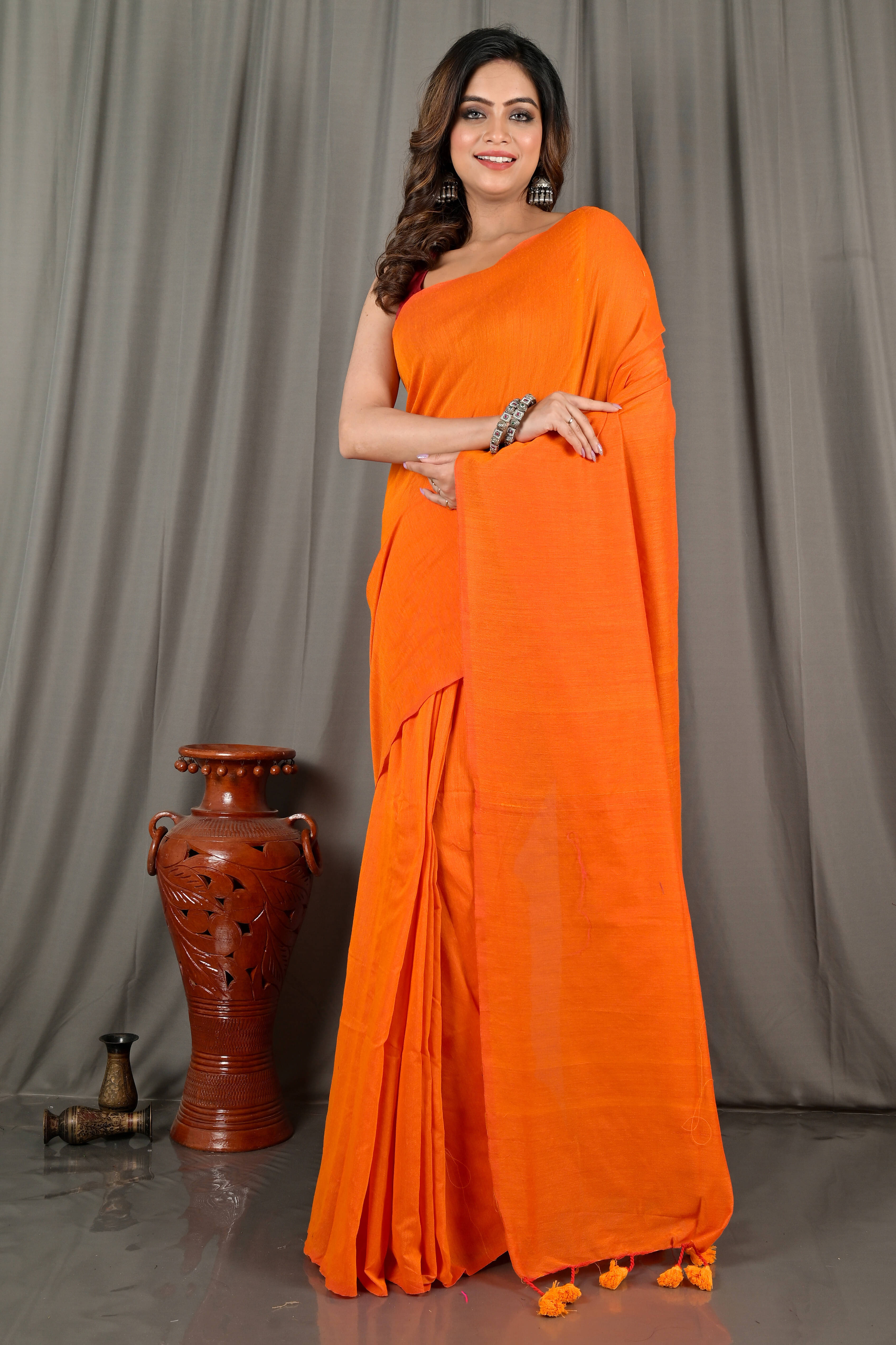     			BRYNBRIT Cotton Self Design Tant Saree With Unstitched Blouse Piece ( Orange )