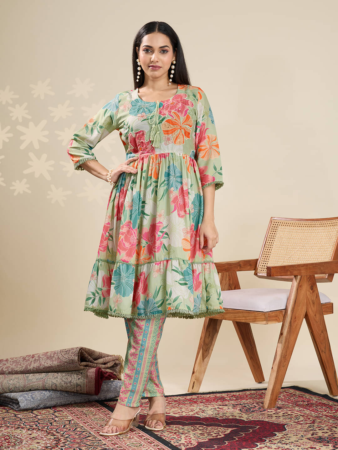 Clothing Closet Women Silk Printed Shirt Style Kurti With Pants ( Green ) Clothing Closet Women Silk Printed Shirt Style Kurti With Pants ( Green )