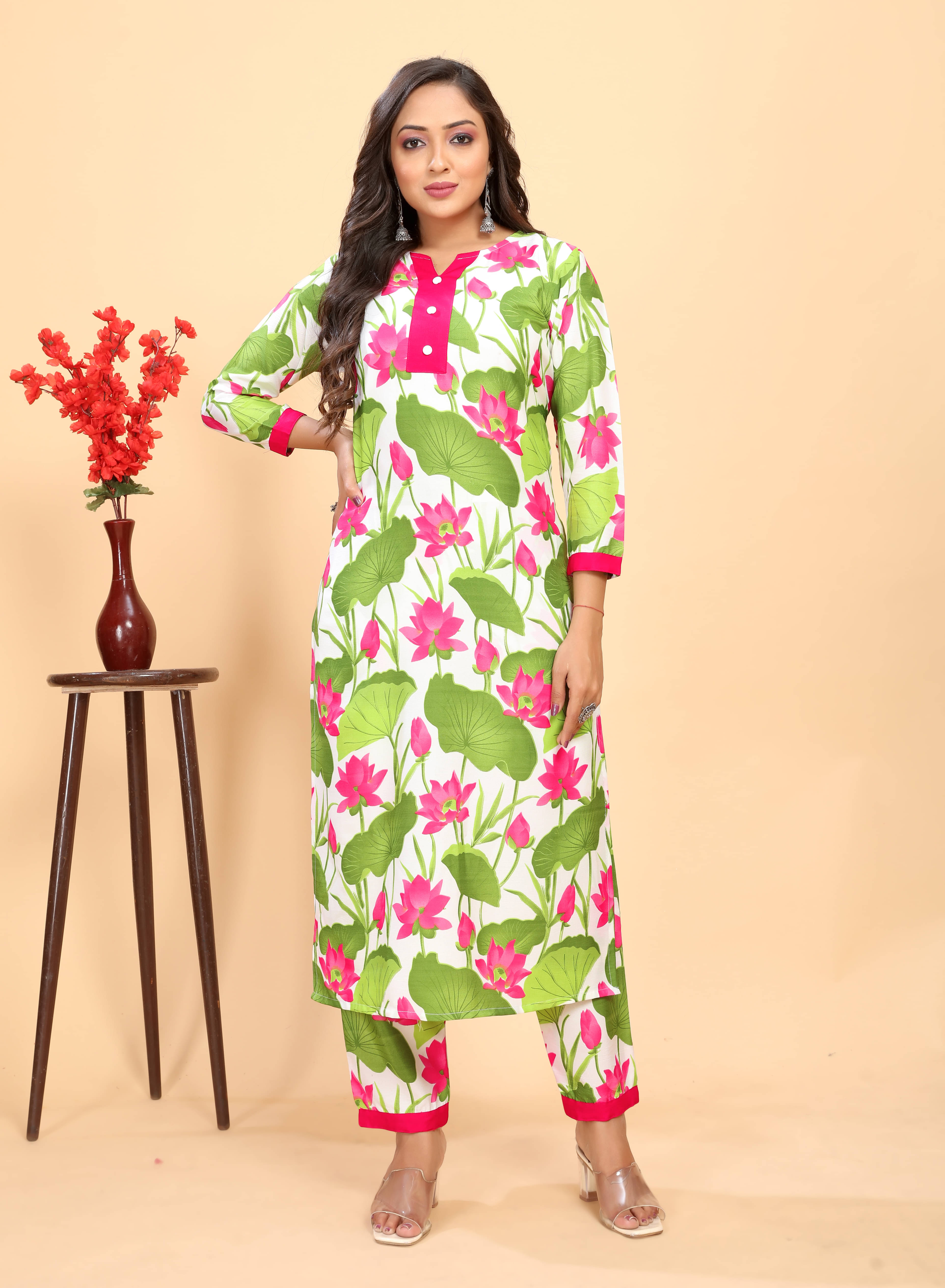 Fashionfricks Women Chanderi Cotton Printed Straight Kurti With Pants ( Multicoloured ) Fashionfricks Women Chanderi Cotton Printed Straight Kurti With Pants ( Multicoloured )