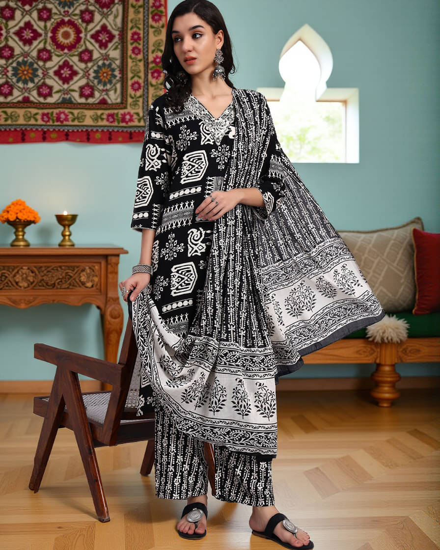     			Pannkh Women Rayon Embroidered Straight Kurti With Pants ( Black )
