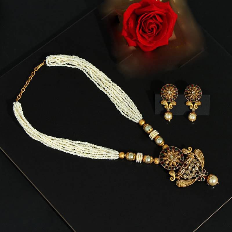     			Rhosyn Multi Color Alloy Necklace Set ( Pack of 1 )