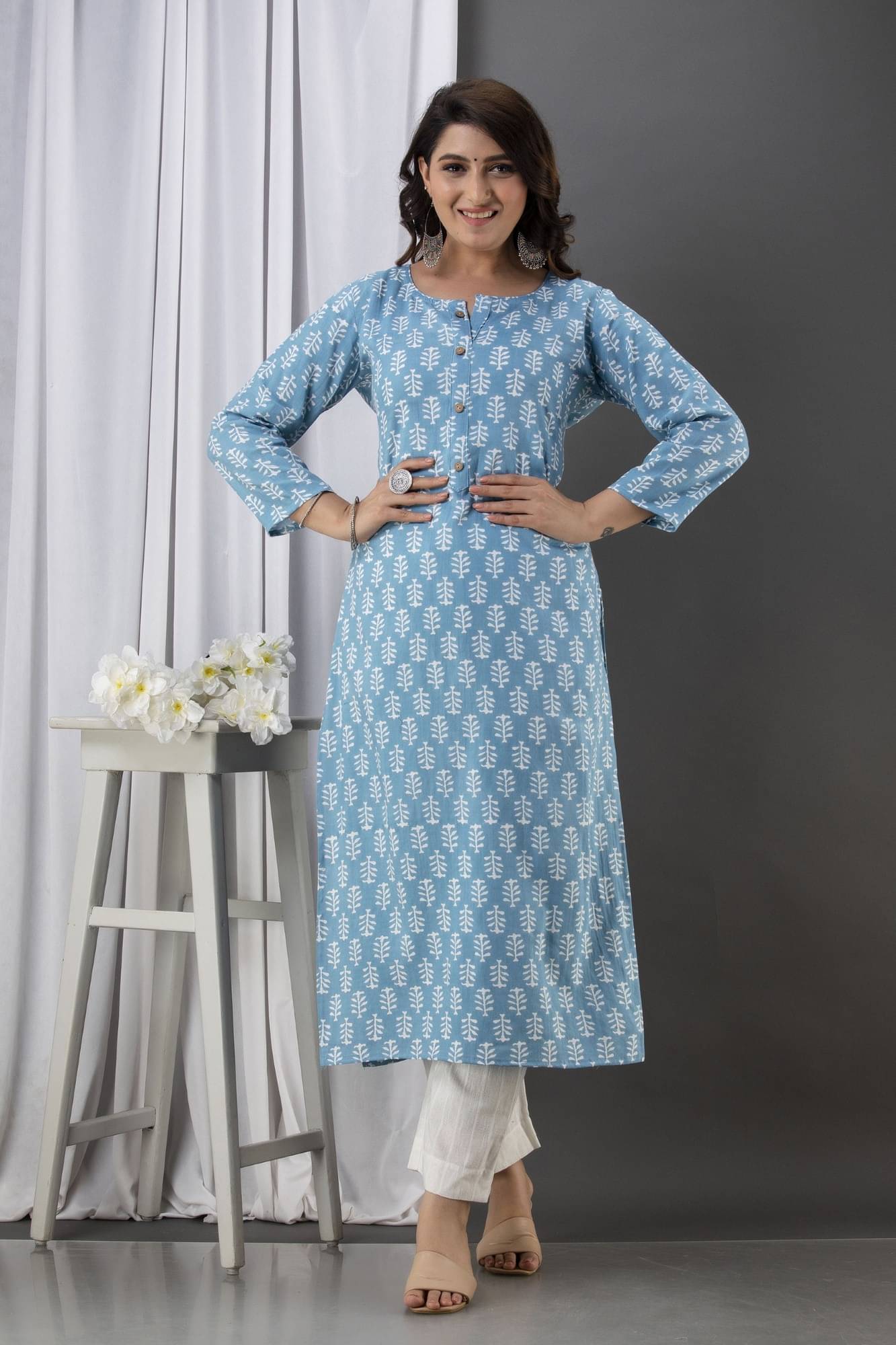     			Tavgun Women Viscose Rayon Printed Straight Kurti ( Light Blue )